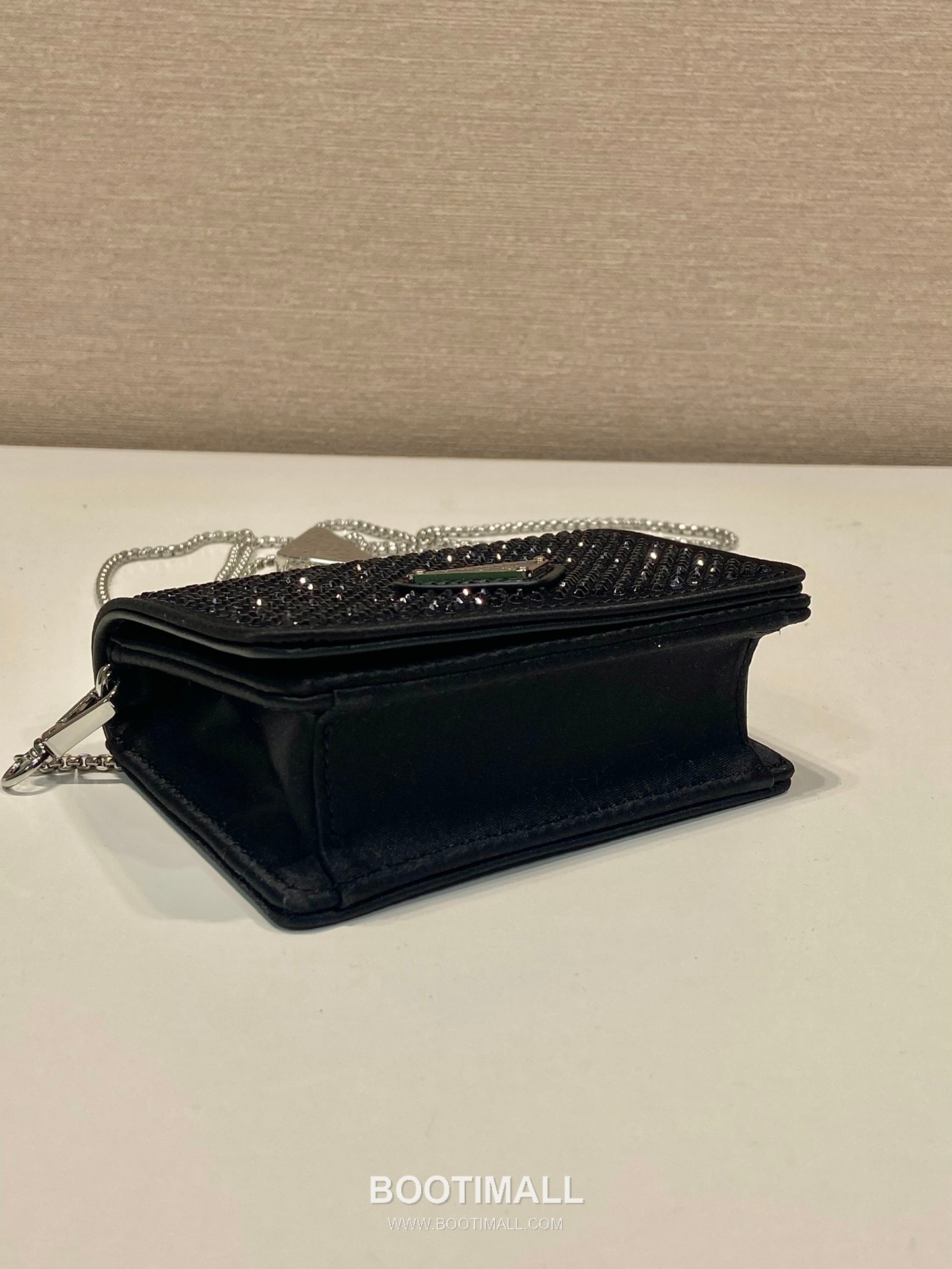 Prada Crystal Duchesse Card Holder Mini Bag with Chain Strap and Logo Detail 프라다 크리스탈 듀체스 체인 스트랩 카드홀더 미니백 1MR024 11.5cm 6