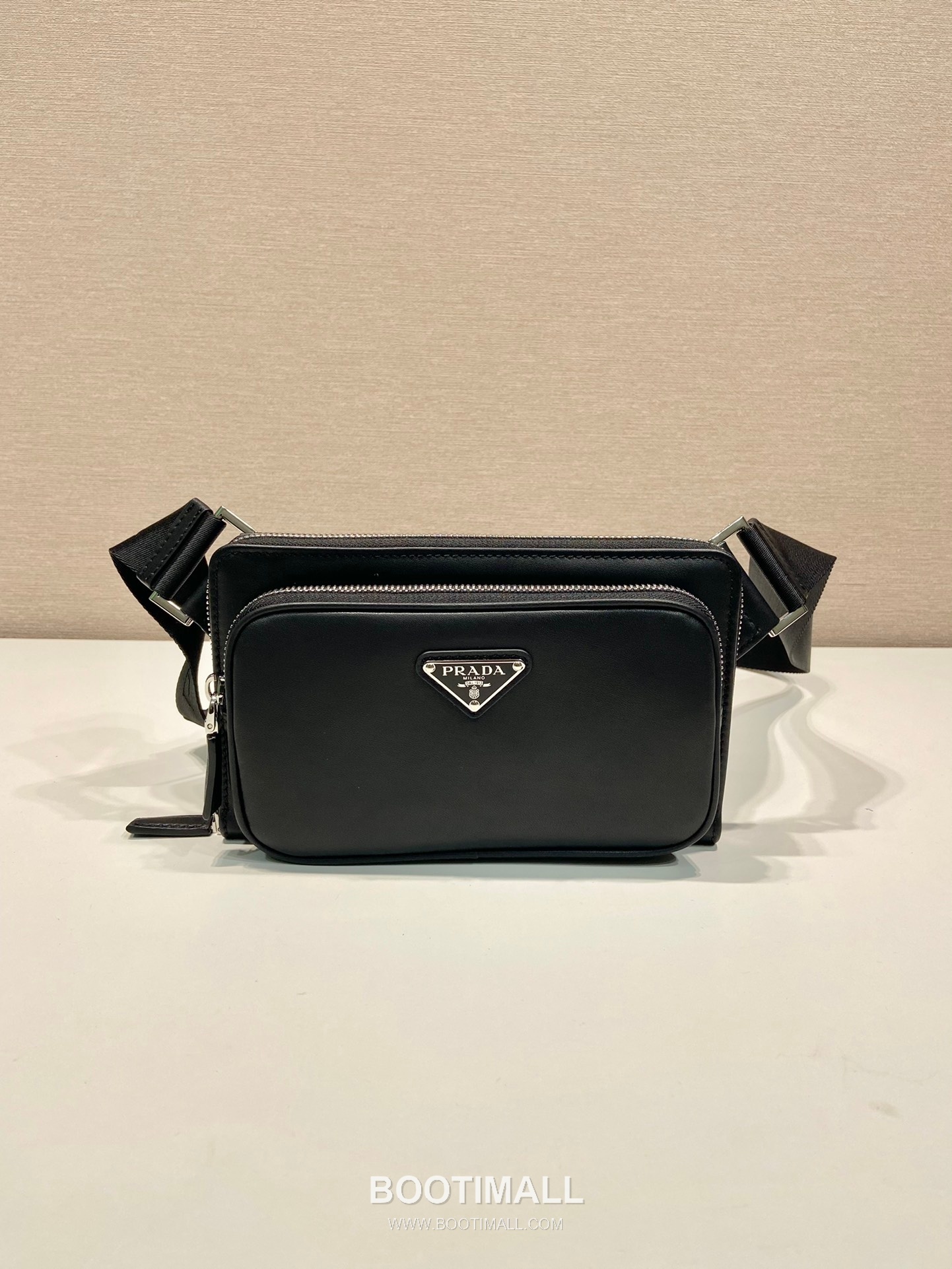 Prada Calfskin Leather Belt Bag with Zip Pocket and Adjustable Strap 프라다 카프스킨 가죽 지퍼 포켓 스트랩 벨트백 2VH156 21cm 2