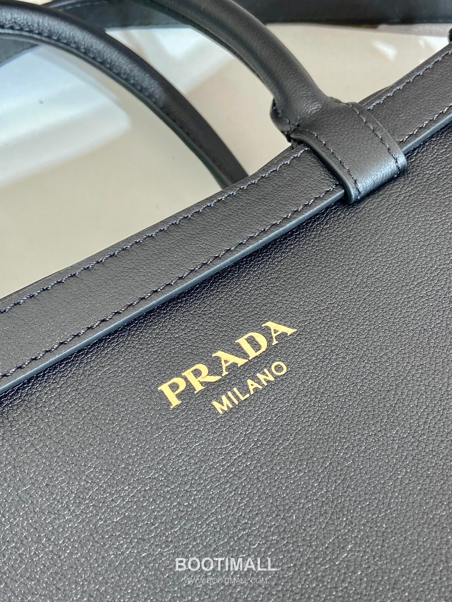 Prada Calfskin Leather Tote Bag with Triple Compartment and Adjustable Strap 프라다 카프스킨 가죽 트리플 컴파트먼트 스트랩 토트백 1BA417 35cm 7