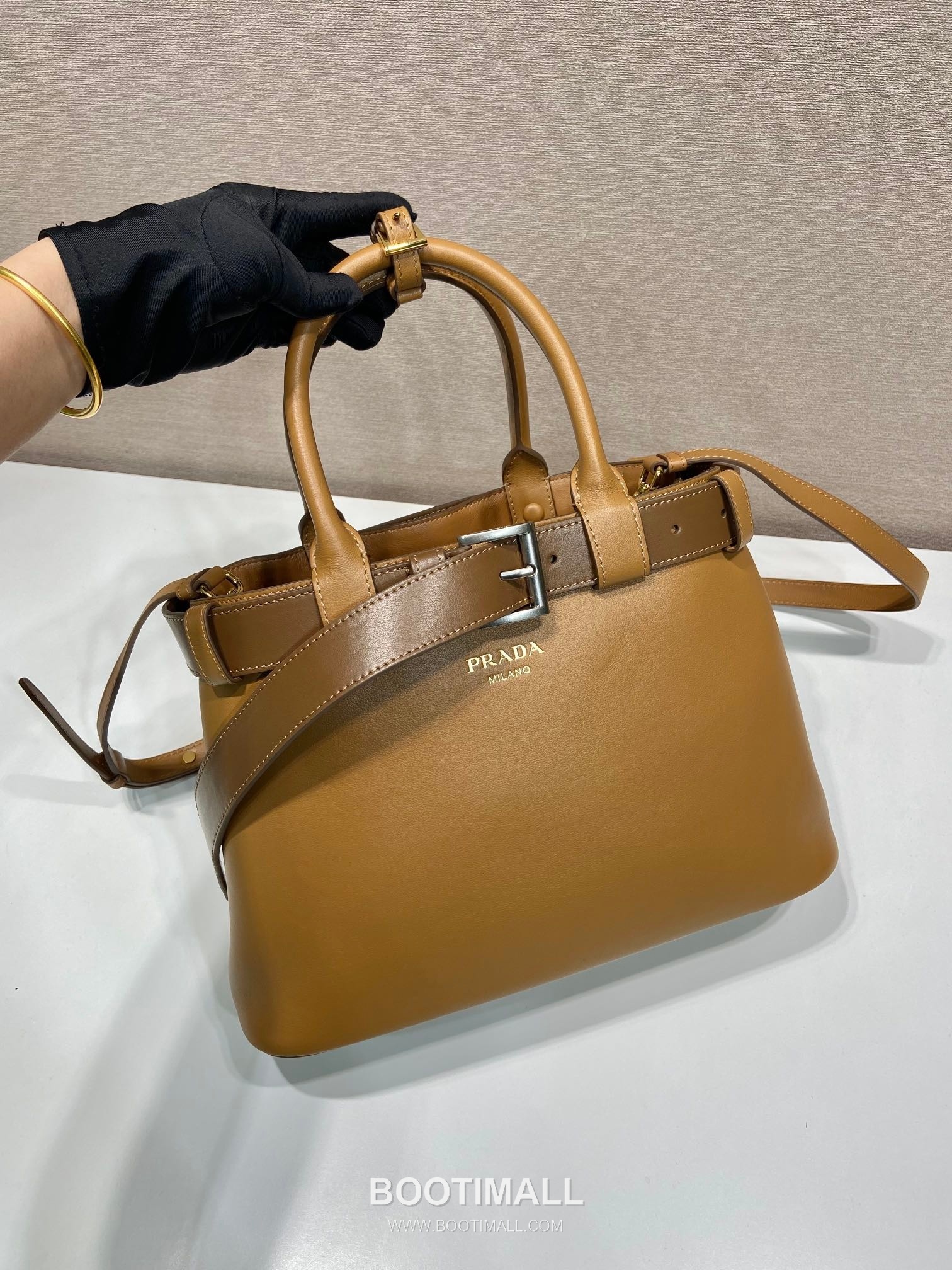 Prada Calfskin Leather Tote Bag with Drawstring Detail and Adjustable Strap 프라다 카프스킨 가죽 드로스트링 스트랩 토트백 1BA434 32cm 2