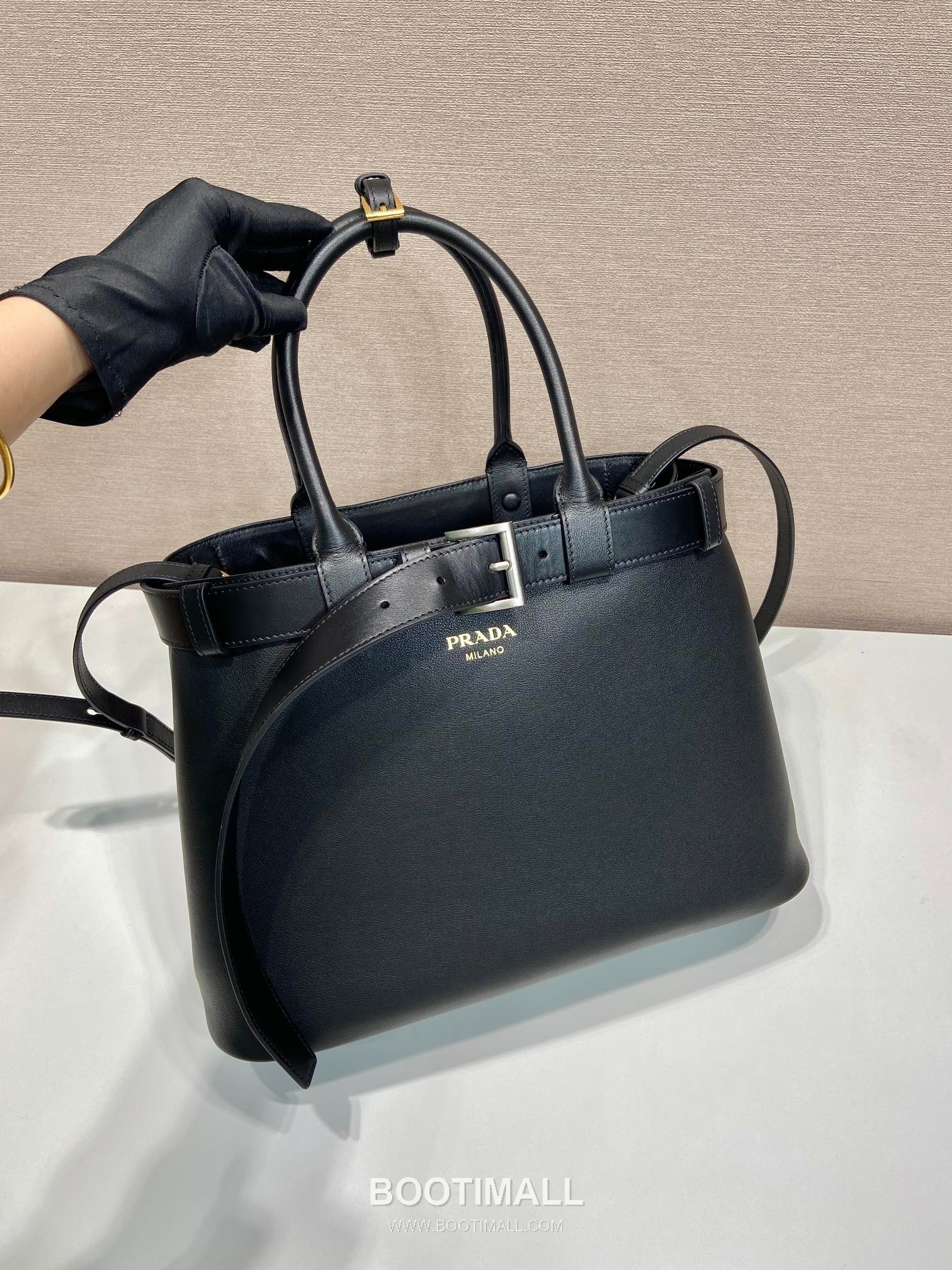 Prada Calfskin Leather Tote Bag with Drawstring Detail and Adjustable Strap 프라다 카프스킨 가죽 드로스트링 스트랩 토트백 1BA416 37.5cm 3