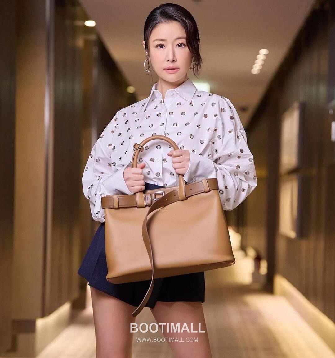 Prada Calfskin Leather Tote Bag with Drawstring Detail and Adjustable Strap 프라다 카프스킨 가죽 드로스트링 스트랩 토트백 1BA416 37.5cm 1