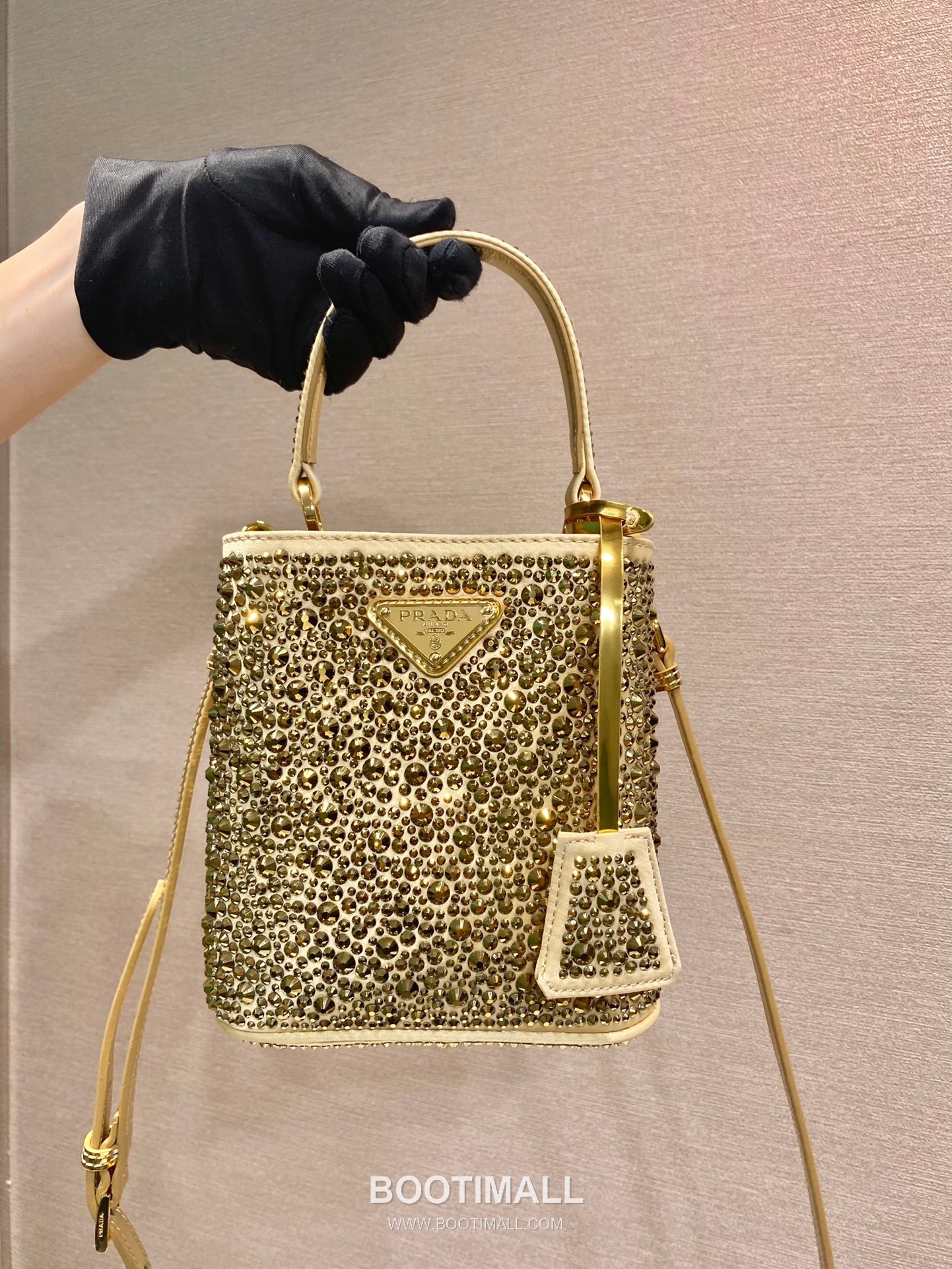 Prada Crystal Panier Bucket Bag with Adjustable Strap and Top Handle 프라다 크리스탈 파니에 스트랩 버킷백 1BA373 15cm 1