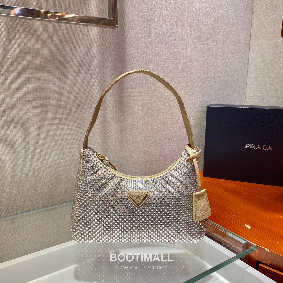Prada Crystal Mesh Hobo Bag with Zip Closure and Strap Detail 프라다 크리스탈 메쉬 지퍼 스트랩 호보백 1NE515 23cm 2