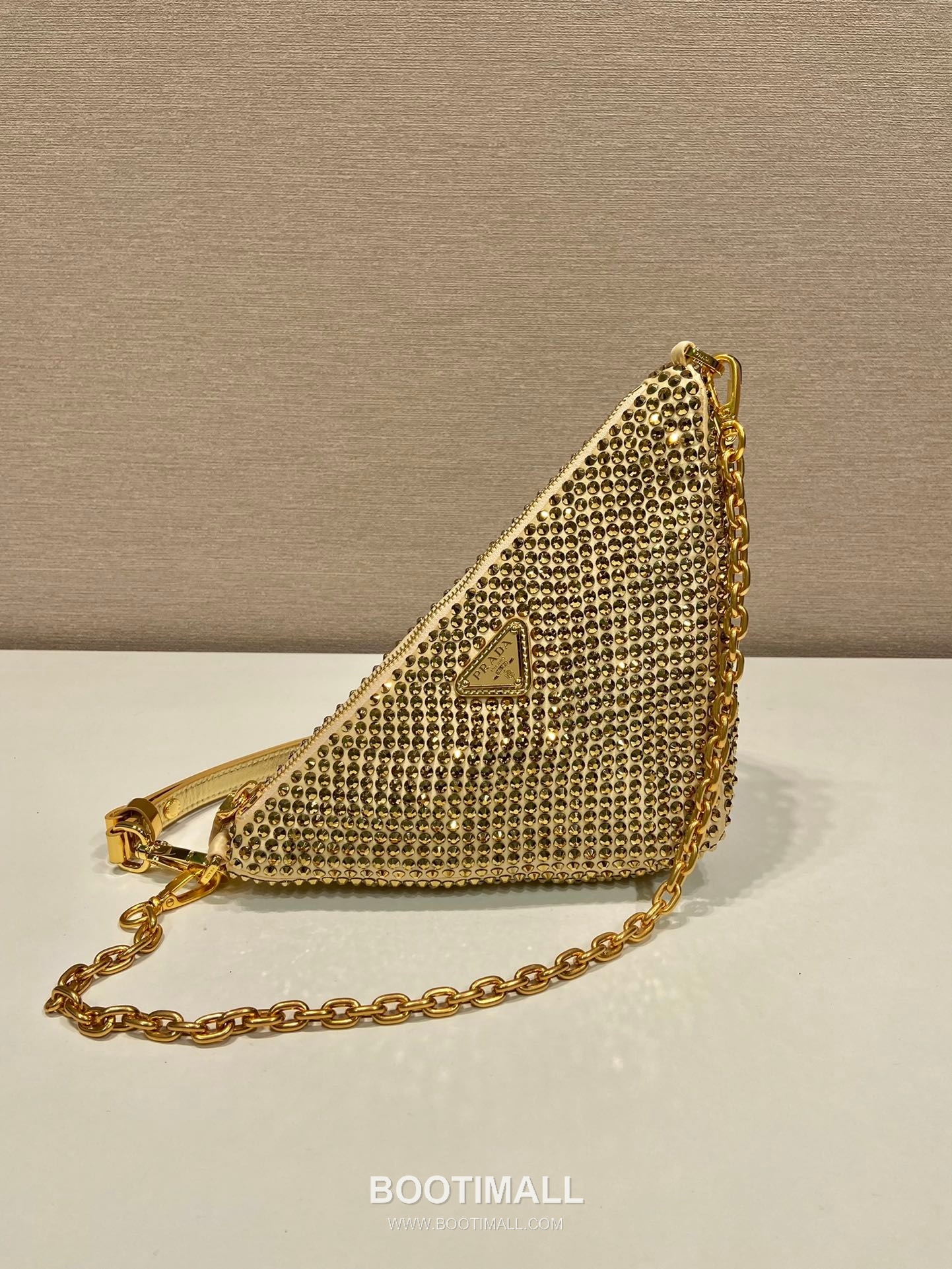 Prada Crystal Triangle Shoulder Bag with Leather Handle and Chain Strap 프라다 크리스탈 트라이앵글 레더 핸들 체인 스트랩 숄더백 1BC190 26cm 2