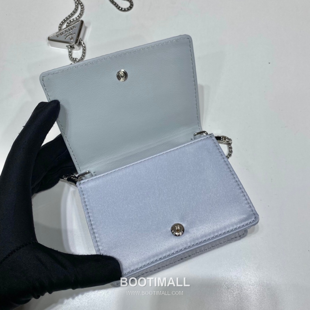 Prada Crystal Duchesse Card Holder Mini Bag with Chain Strap and Logo Detail 프라다 크리스탈 듀체스 체인 스트랩 카드홀더 미니백 1MR024 11.5cm 8