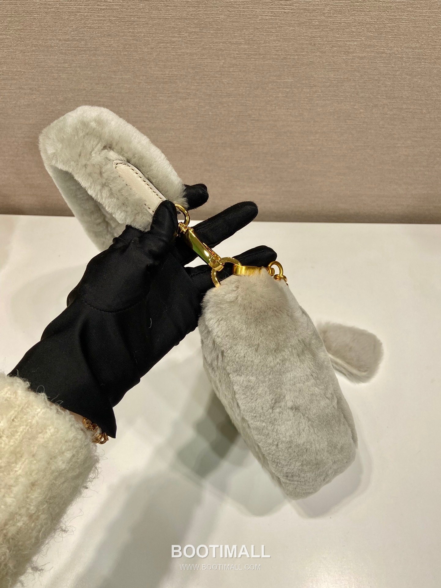 Prada Goat Fur Triangle Hobo Bag with Chain Strap and Fur Handle 프라다 고트 퍼 트라이앵글 체인 스트랩 퍼 호보백 1NQ044 28cm 7