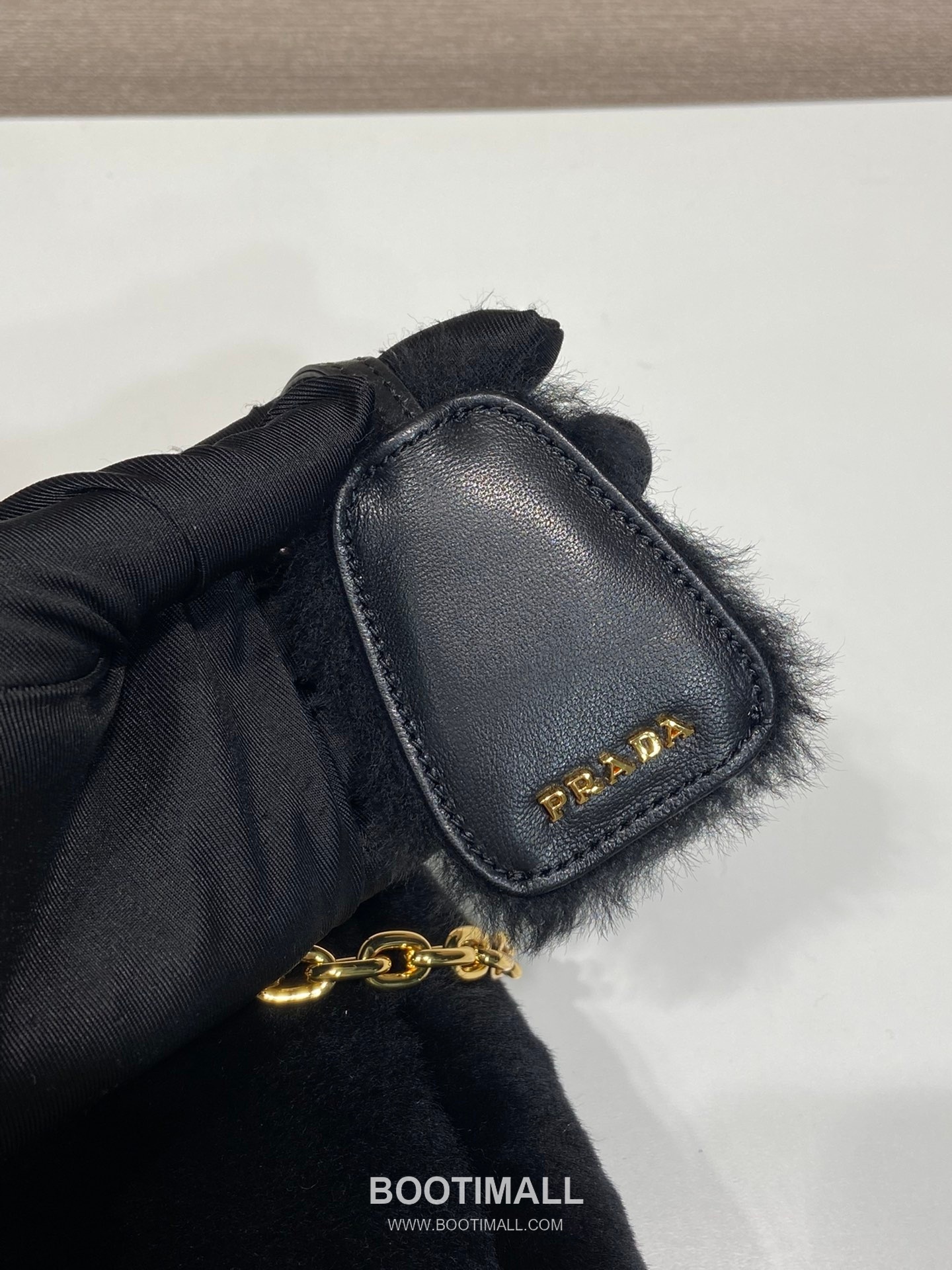 Prada Goat Fur Hobo Bag with Chain Strap and Fur Handle 프라다 고트 퍼 체인 스트랩 퍼 호보백 1BC204 23cm 8