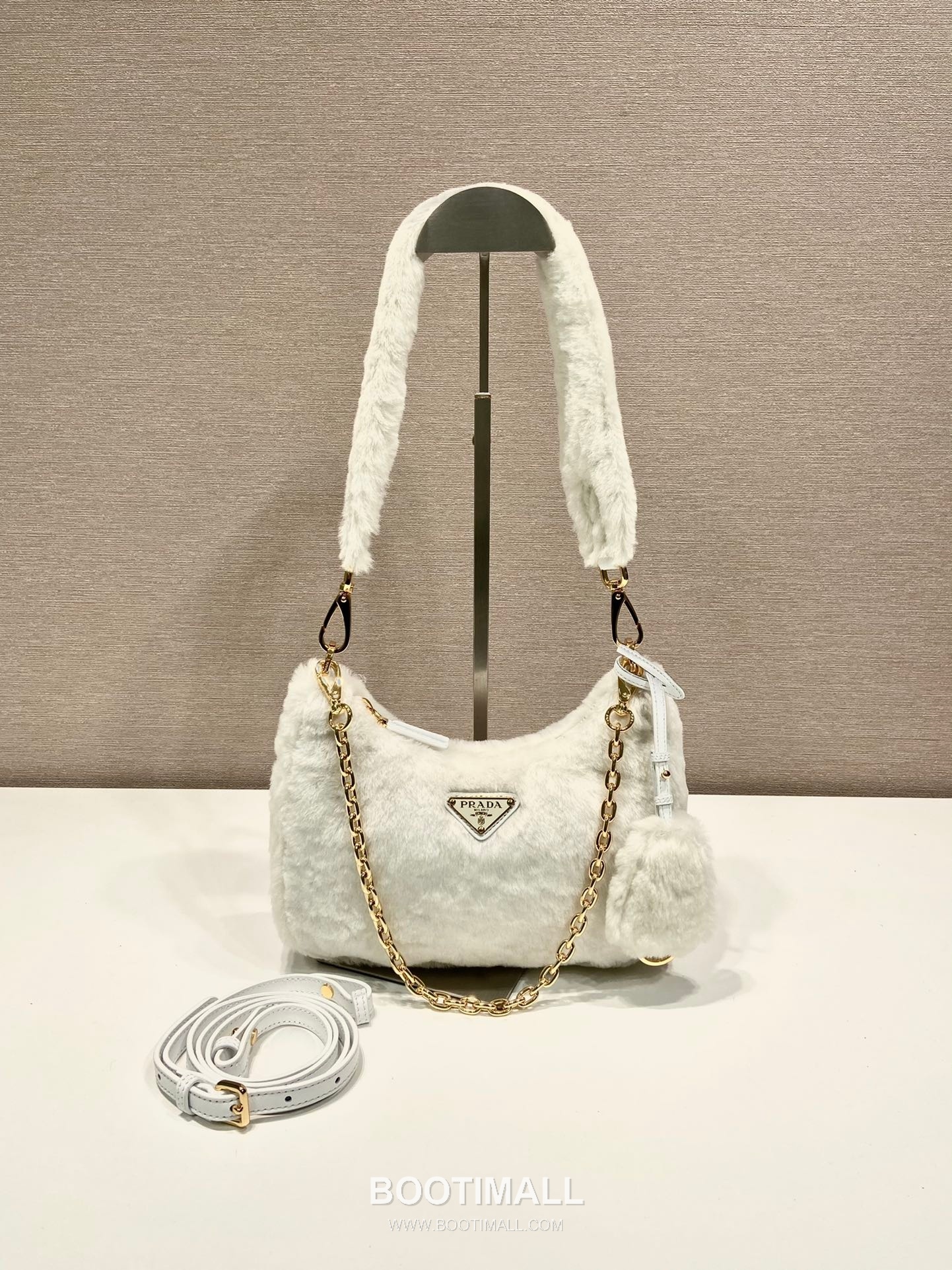 Prada Goat Fur Hobo Bag with Chain Strap and Fur Handle 프라다 고트 퍼 체인 스트랩 퍼 호보백 1BC204 23cm 1