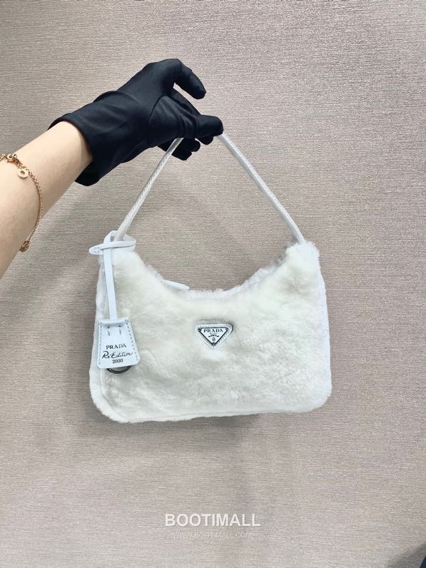 Prada Goat Fur Hobo Bag with Soft Texture and Zip Detail 프라다 고트 퍼 소프트 텍스처 지퍼 호보백 NE515 23cm 10