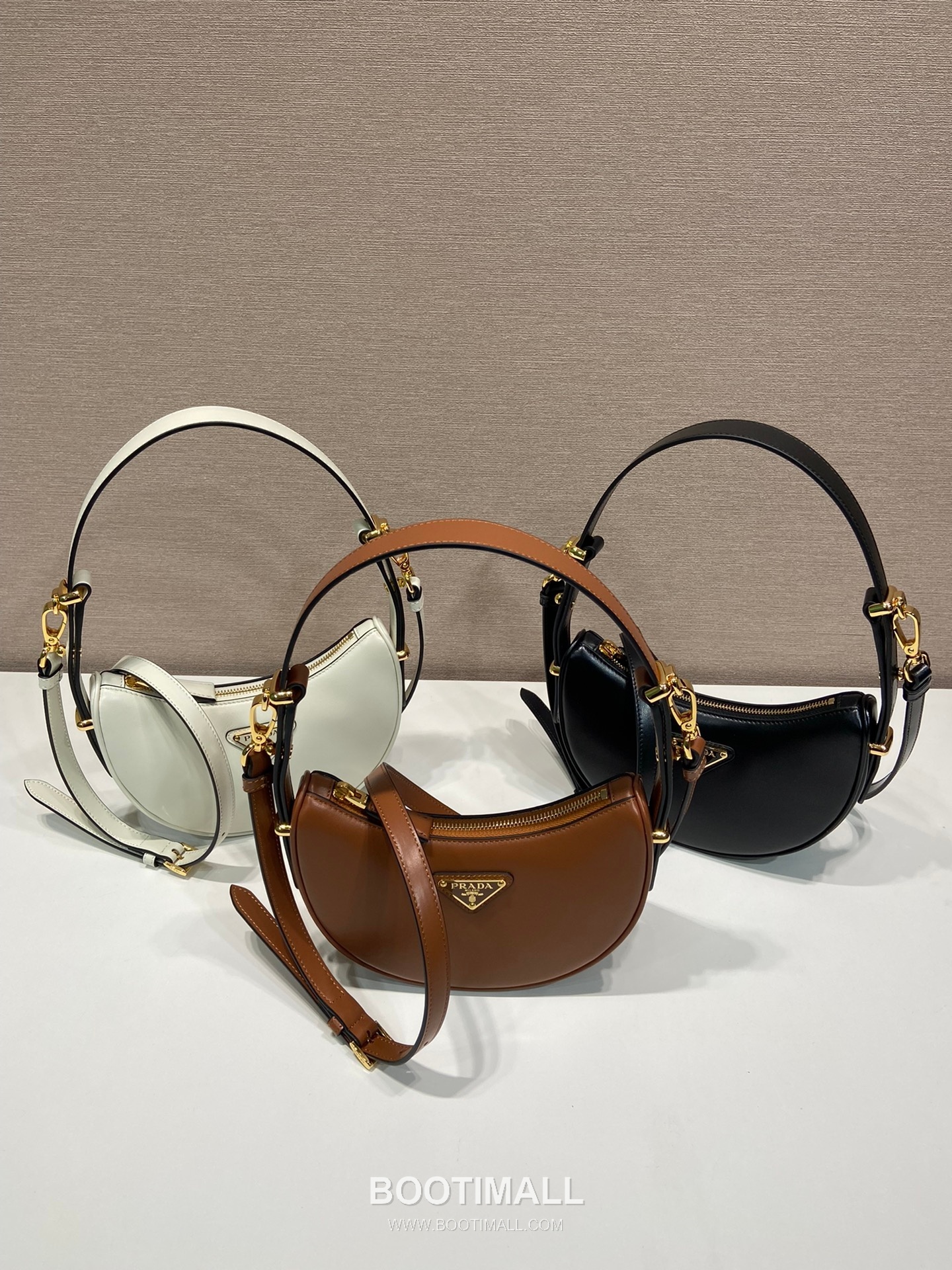 Prada Calfskin Leather Moon Shoulder Bag with Dual Strap and Curved Design 프라다 카프스킨 가죽 듀얼 스트랩 문 숄더백 1BC199 18cm 14