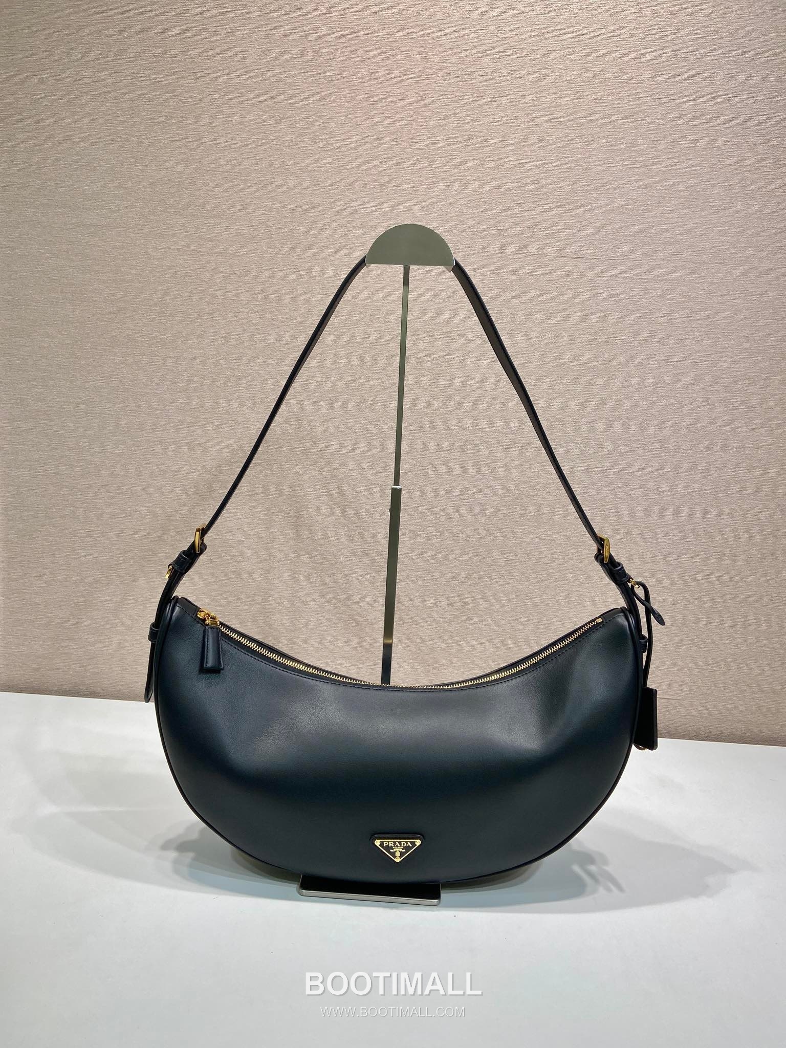 Prada Calfskin Leather Crescent Hobo Bag with Adjustable Strap and Curved Design 프라다 카프스킨 가죽 크레센트 스트랩 호보백 1BC255 42cm 1