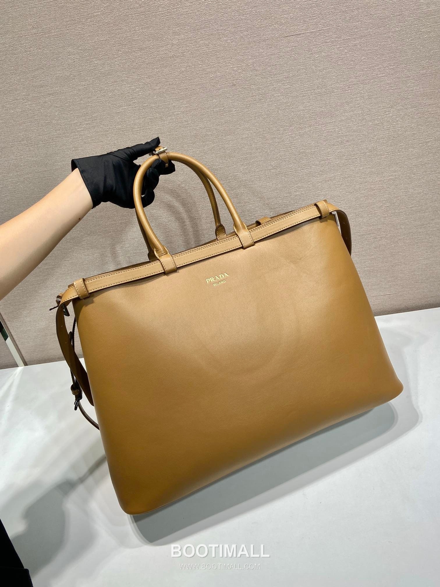Prada Calfskin Leather Extra Large Tote Bag with Triple Compartment and Adjustable Strap 프라다 카프스킨 가죽 트리플 컴파트먼트 스트랩 토트백 1BG126 48cm 2