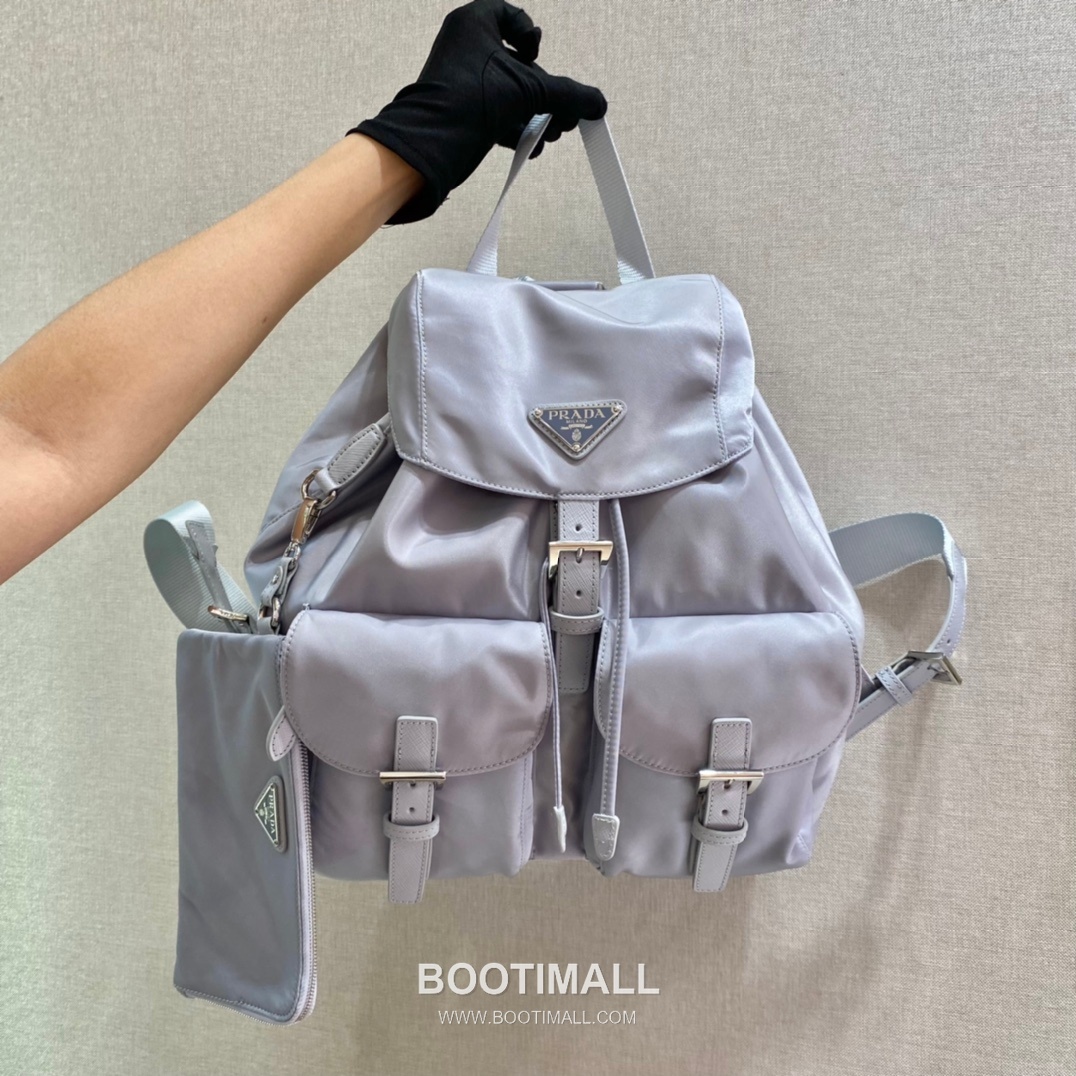 Prada Nylon Backpack with Saffiano Leather Trim and Detachable Pouch 프라다 나일론 사피아노 트림 탈부착 파우치 백팩 1BZ811 30cm 10