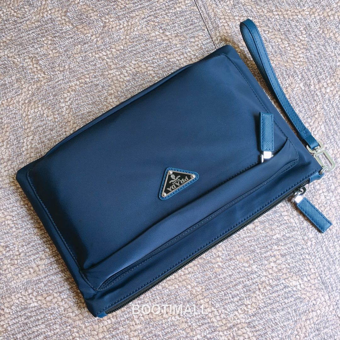 Prada Nylon Saffiano Leather Clutch Bag with Wrist Strap and Zip Pocket 프라다 나일론 사피아노 레더 스트랩 지퍼 클러치백 2NH007 28cm 4