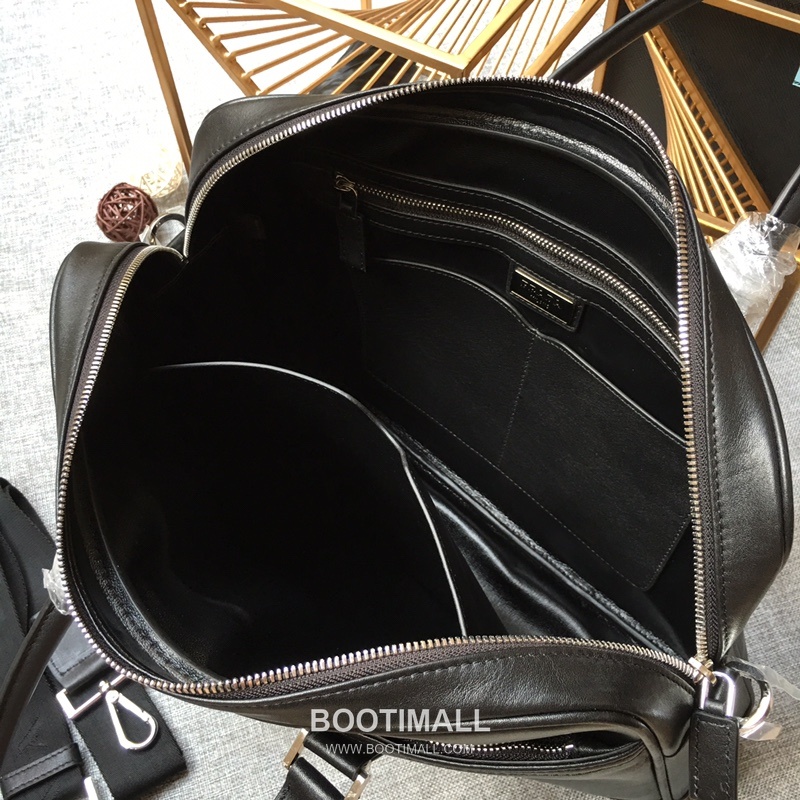 Prada Calfskin Leather Tote Bag with Front Pocket and Multi Compartment 프라다 카프스킨 가죽 프론트 포켓 멀티 컴파트먼트 토트백 0912 38cm 8