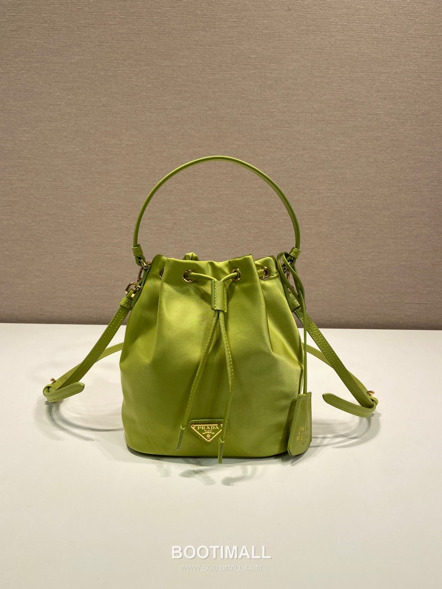 Prada Nylon Bucket Bag with Leather Strap and Key Holder Detail 프라다 나일론 레더 스트랩 키홀더 버킷백 1BE067 15.5cm 1