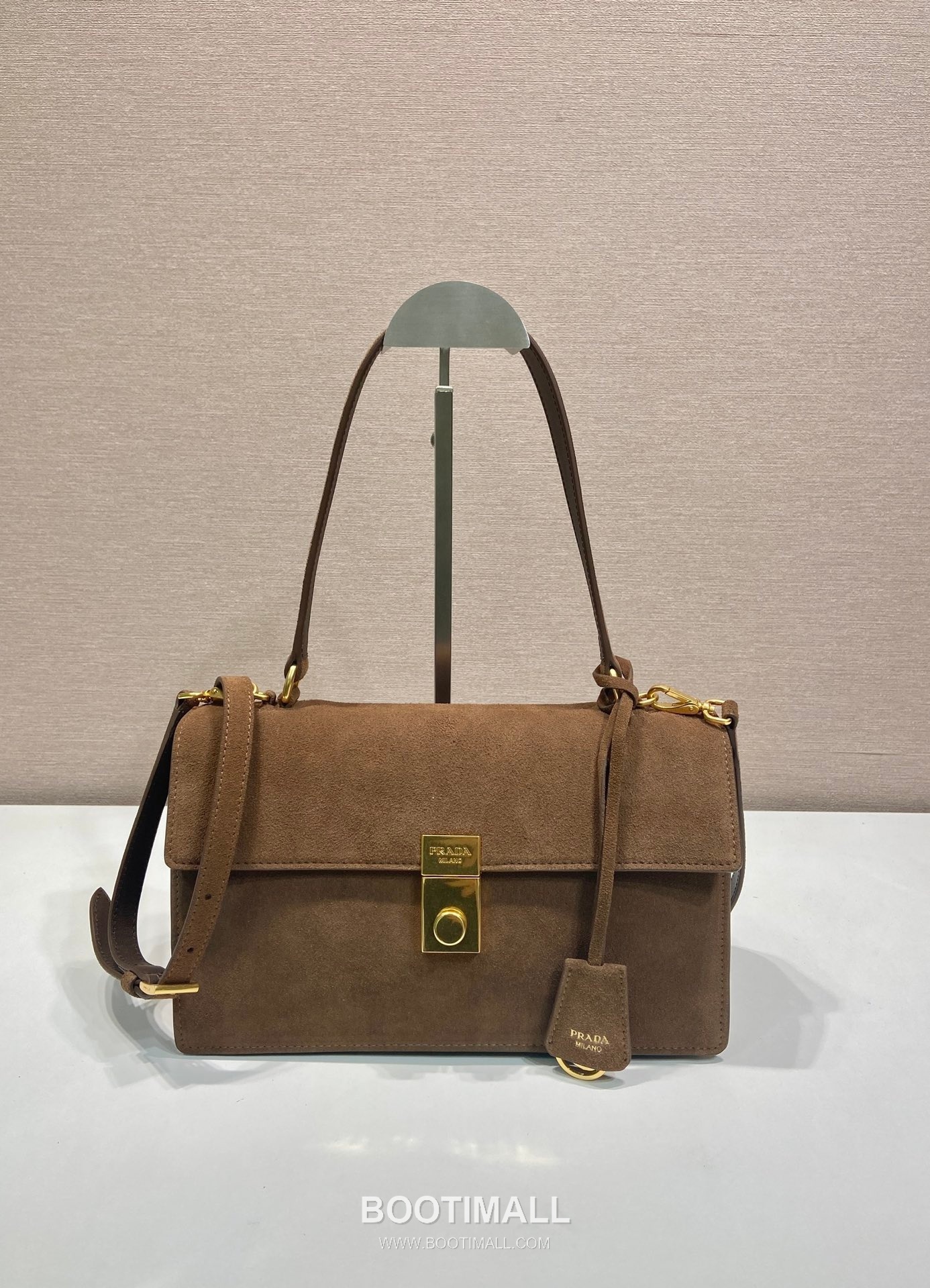 Prada Suede Leather Tote Bag with Dual Compartment and Adjustable Strap 프라다 스웨이드 가죽 듀얼 컴파트먼트 스트랩 토트백 1BN023 28cm 1