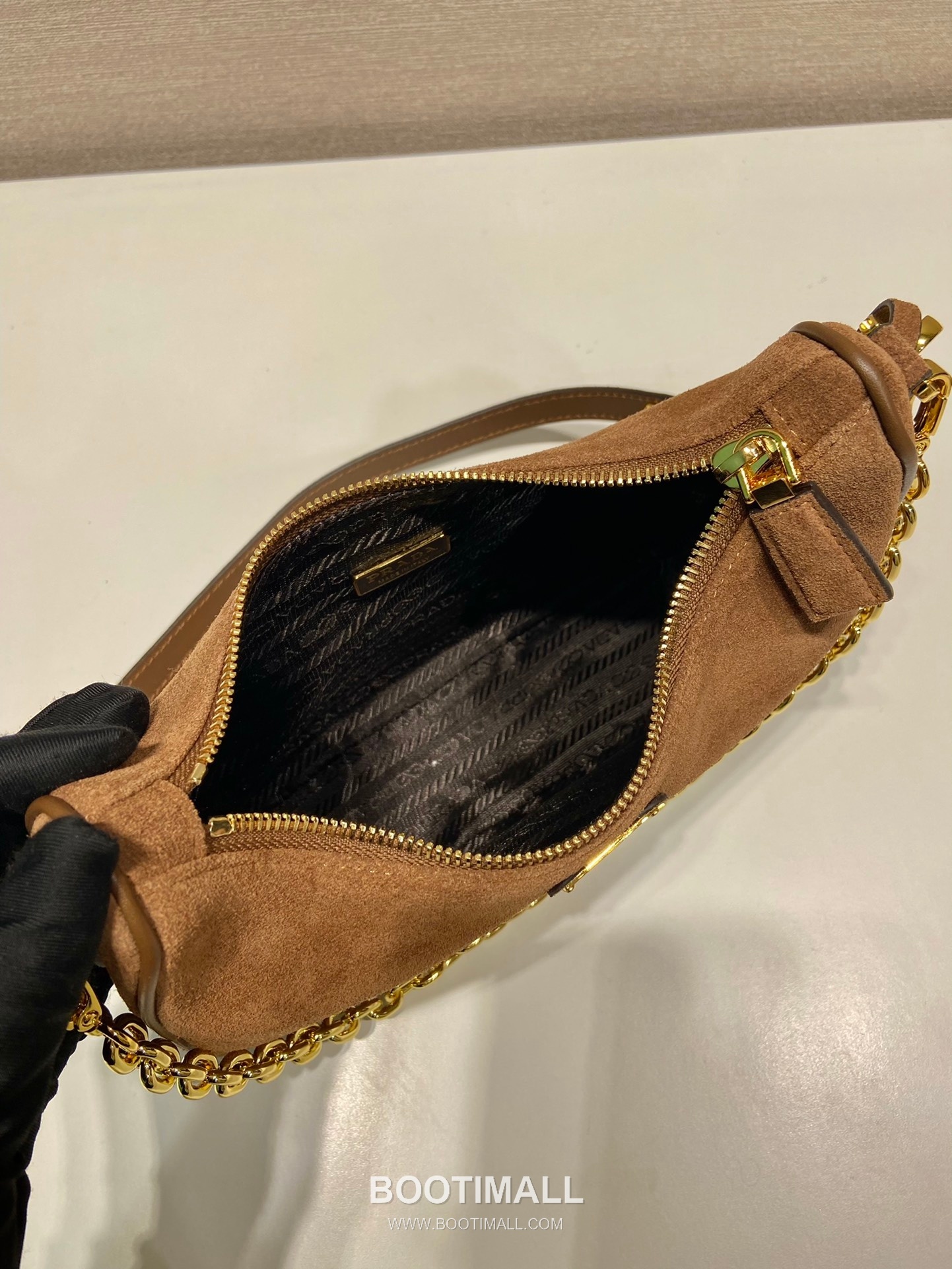 Prada Suede Calfskin Leather Hobo Bag with Chain Strap and Adjustable Shoulder Strap 프라다 스웨이드 카프스킨 체인 스트랩 조절 숄더 호보백 1BC204B 23cm 8