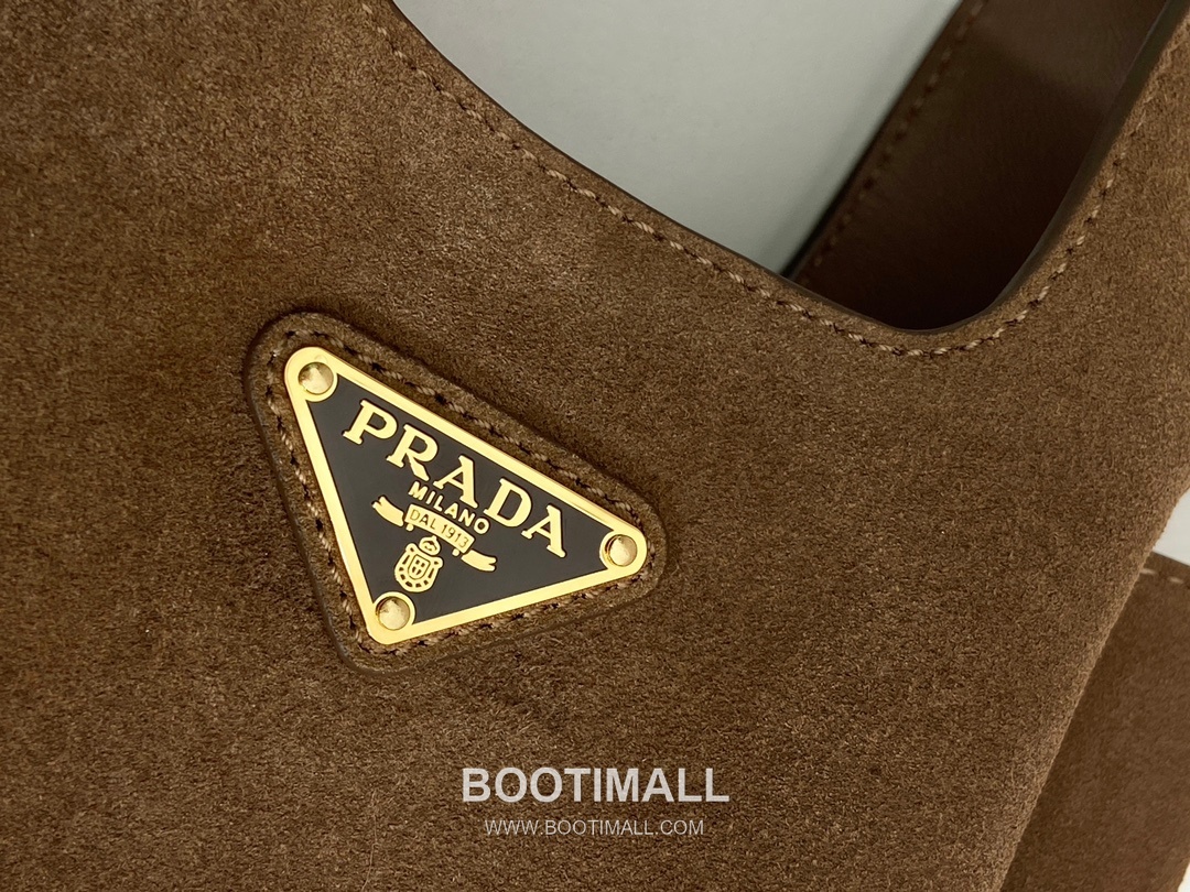 Prada Suede Calfskin Leather Mini Basket Tote Bag with Multi Compartment 프라다 스웨이드 카프스킨 멀티 컴파트먼트 미니 바스켓 토트백 1BA349 18cm 7