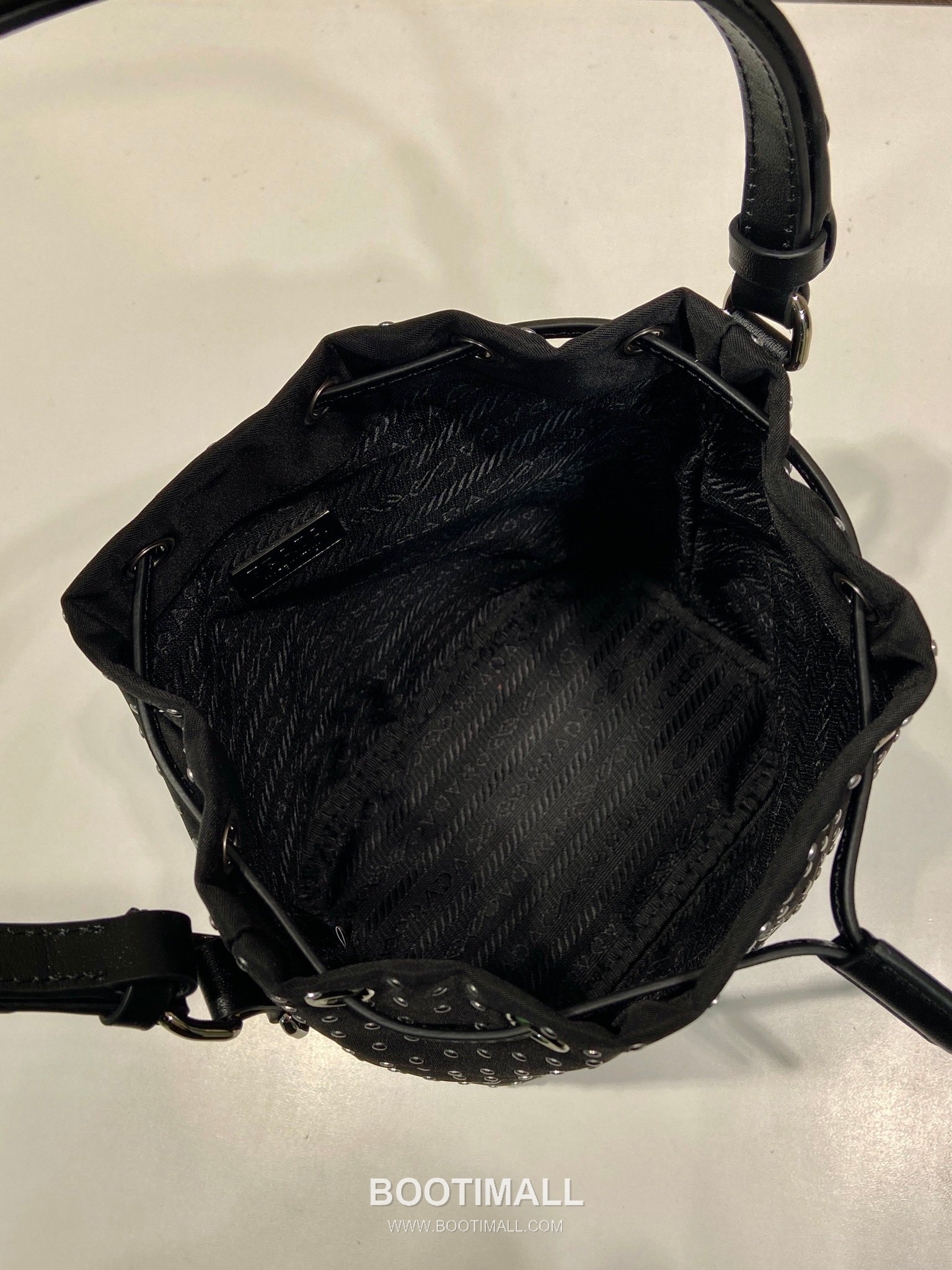 Prada Nylon Bucket Bag with Stud Detail and Leather Strap 프라다 나일론 스터드 디테일 레더 스트랩 버킷백 1BE067 15.5cm 8