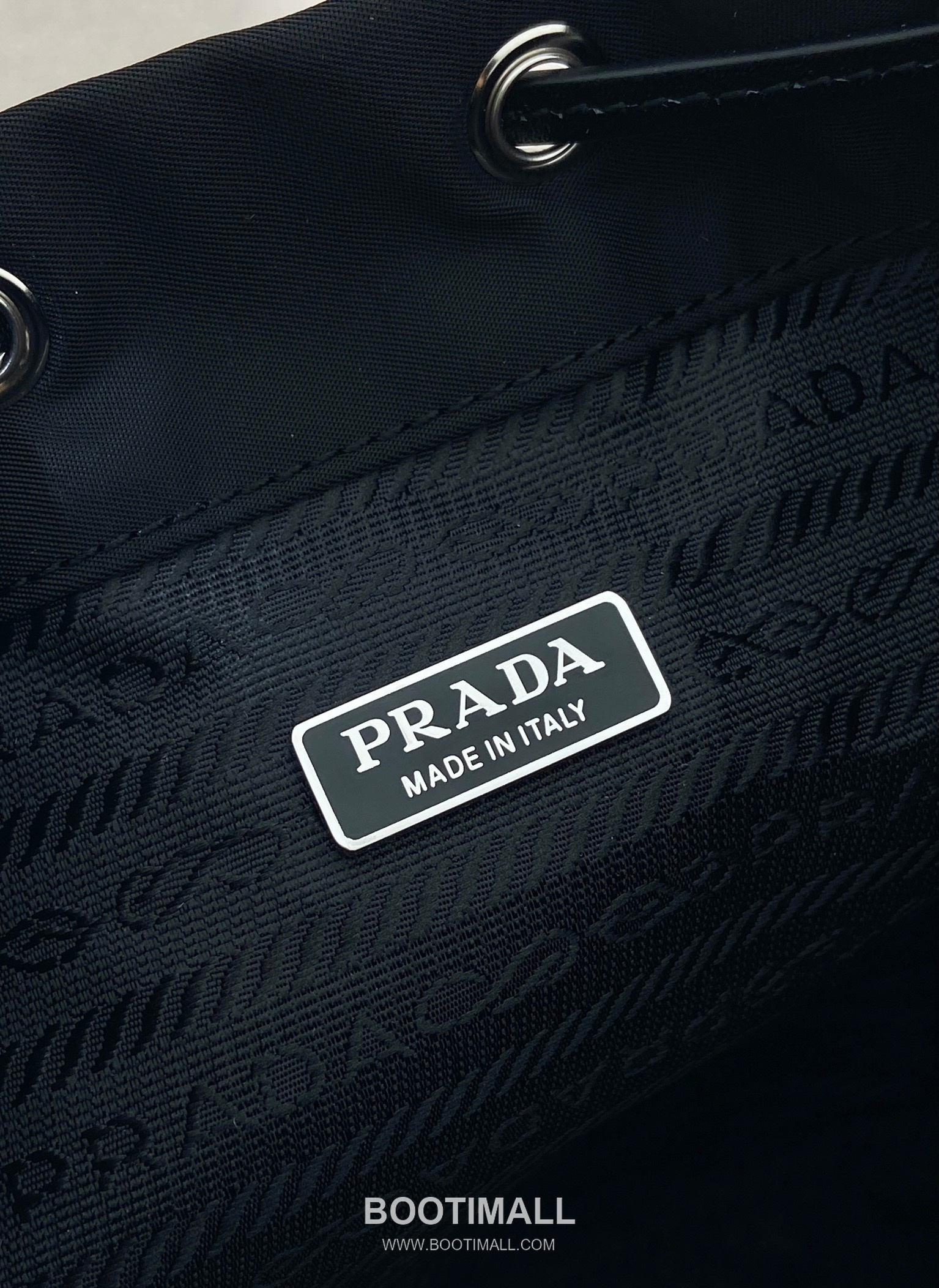 Prada Nylon Bucket Bag with Stud Detail and Leather Strap 프라다 나일론 스터드 디테일 레더 스트랩 버킷백 1BE067 15.5cm 9