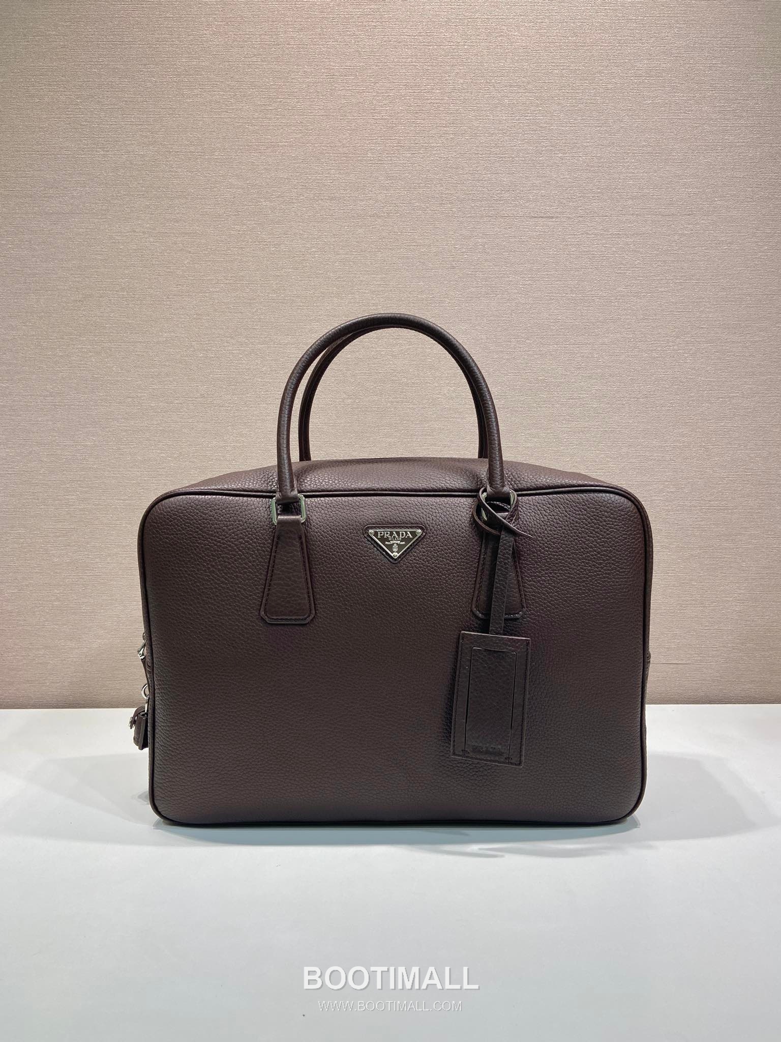 Prada Deerskin Calf Leather Briefcase Bag with Lock Detail and Name Tag 프라다 디어스킨 카프 가죽 락 디테일 네임태그 브리프케이스 2VE027 40cm 1