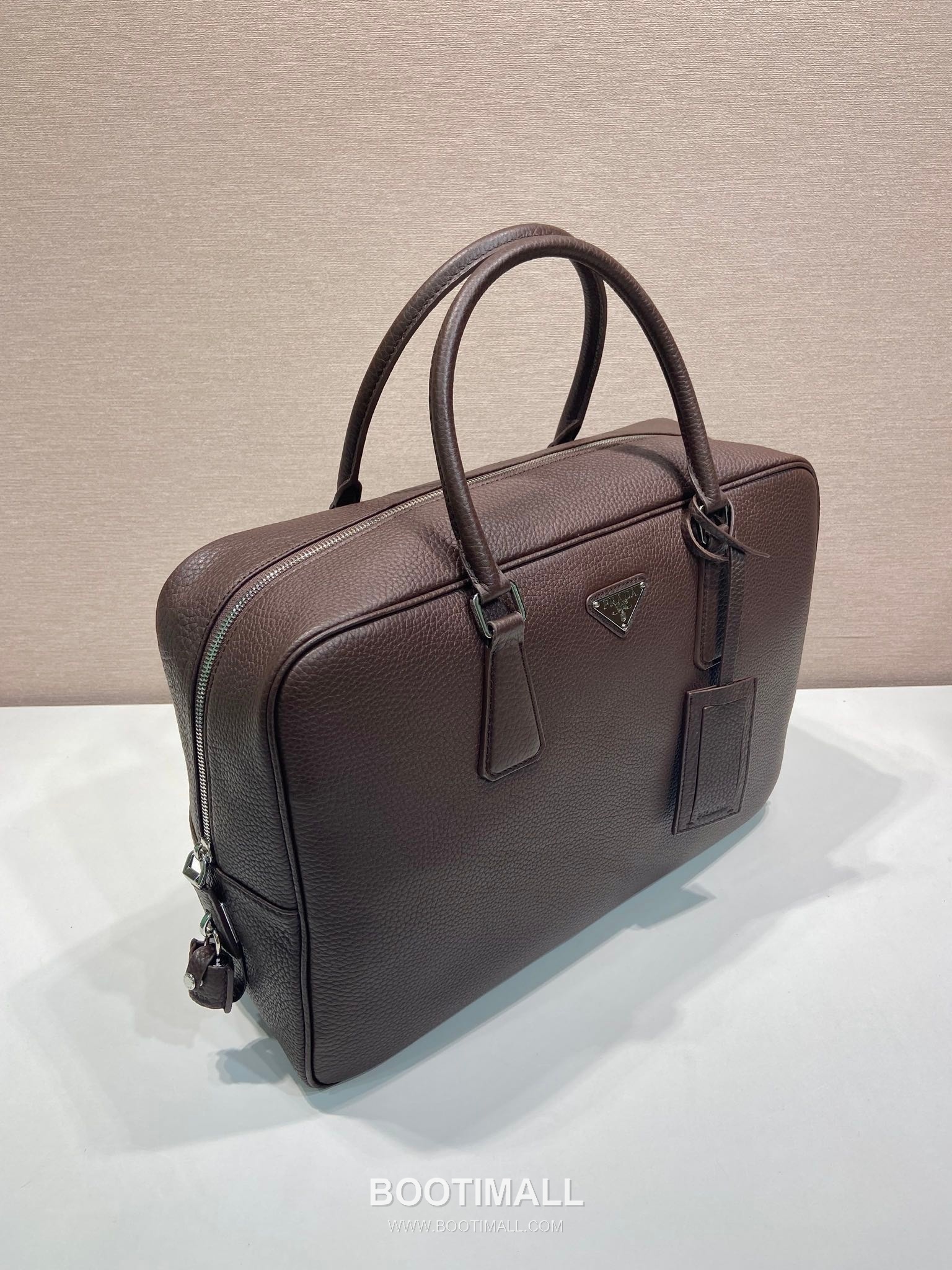 Prada Deerskin Calf Leather Briefcase Bag with Lock Detail and Name Tag 프라다 디어스킨 카프 가죽 락 디테일 네임태그 브리프케이스 2VE027 40cm 2