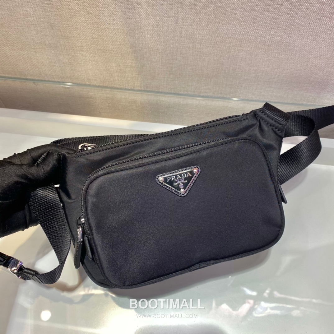 Prada Nylon Belt Bag with Adjustable Strap and Compact Design 프라다 나일론 조절 스트랩 컴팩트 벨트백 2VH128 19cm 4