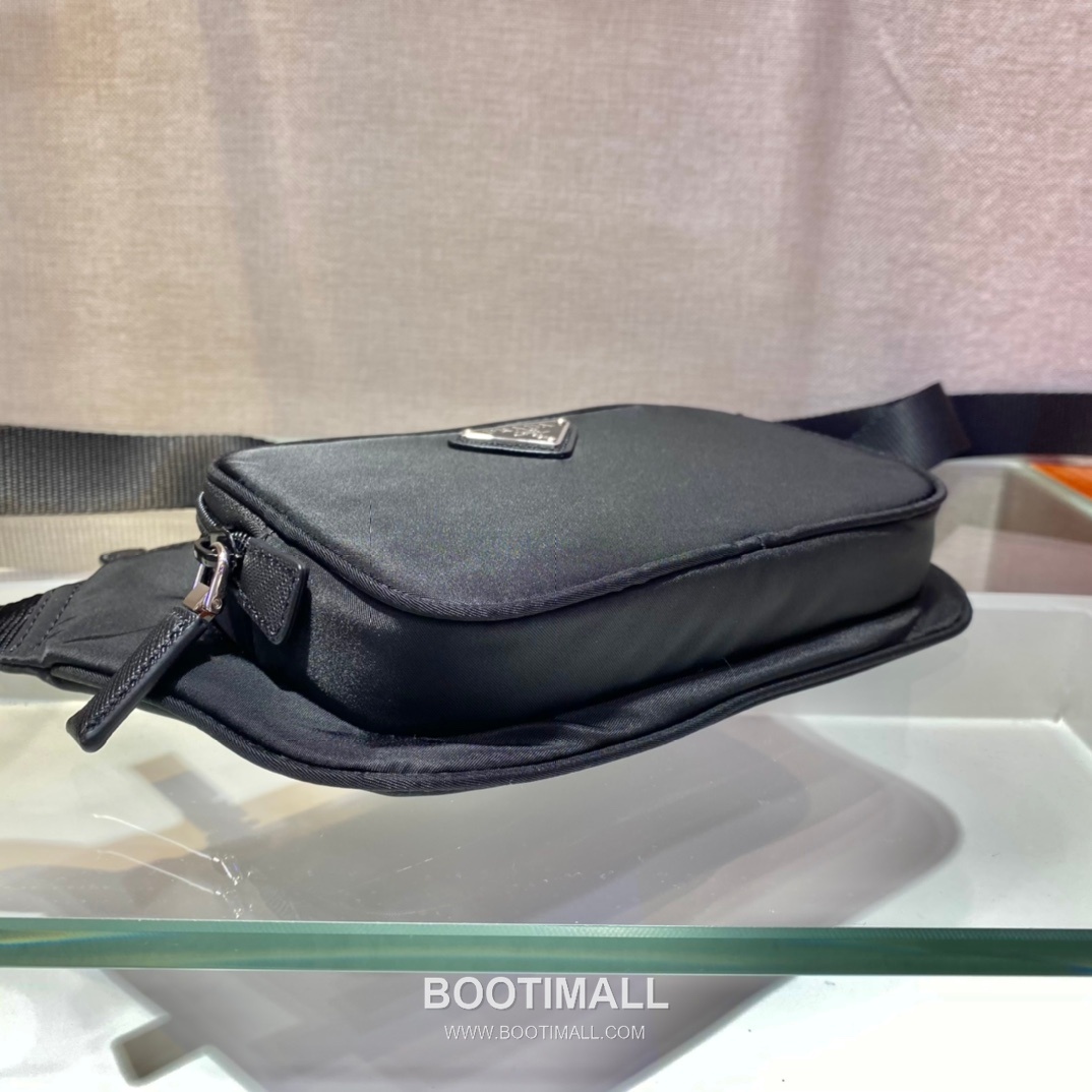 Prada Nylon Belt Bag with Adjustable Strap and Compact Design 프라다 나일론 조절 스트랩 컴팩트 벨트백 2VH128 19cm 6