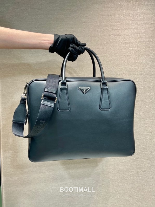 Prada Calfskin Leather Double Compartment Briefcase with Nylon Strap 프라다 카프스킨 가죽 더블 컴파트먼트 나일론 스트랩 브리프케이스 2VE025 39cm 10