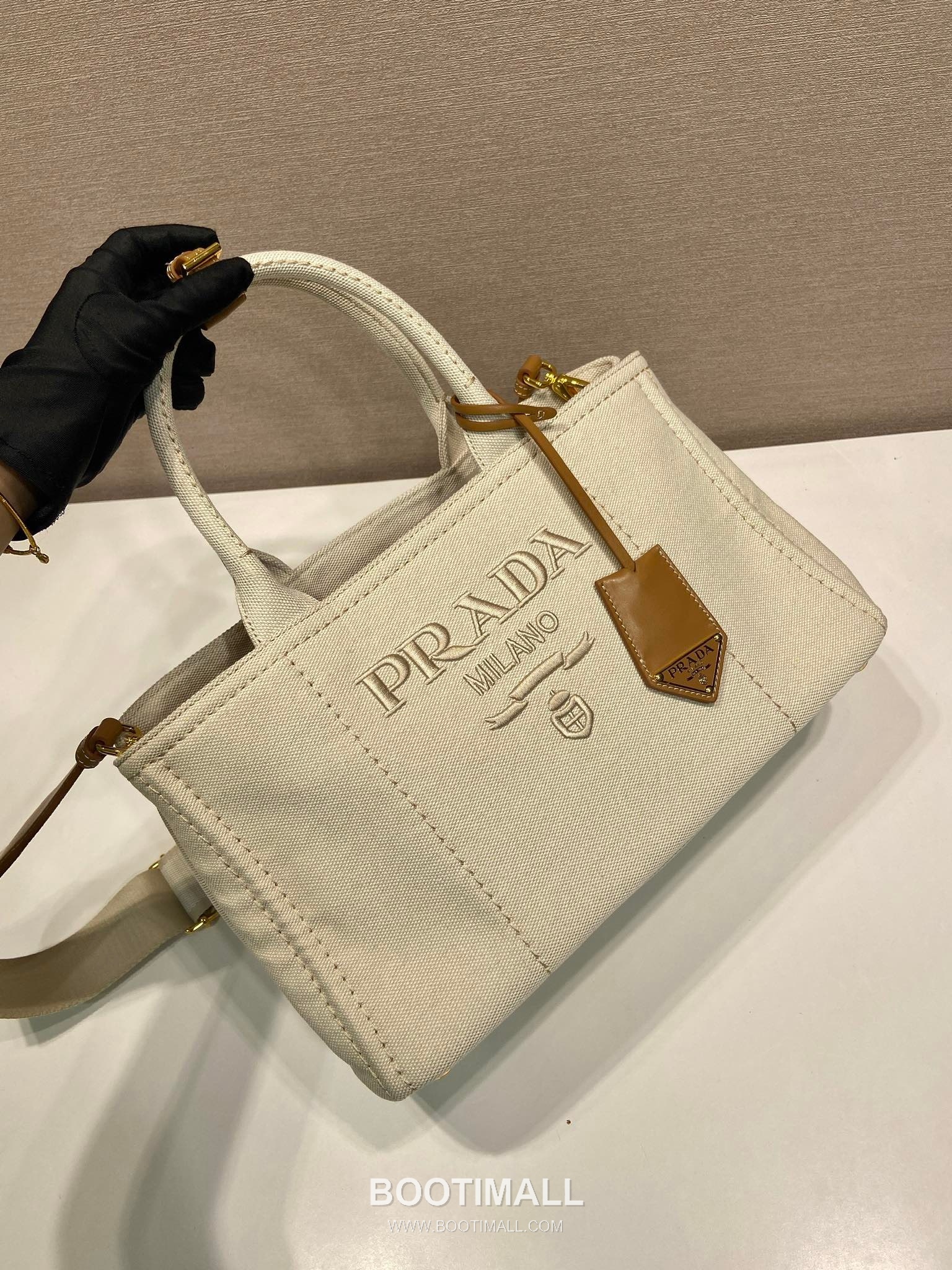 Prada Canvas Tote Bag with Leather Trim and Logo Strap 프라다 캔버스 레더 트림 로고 스트랩 토트백 1BG554 33cm 3