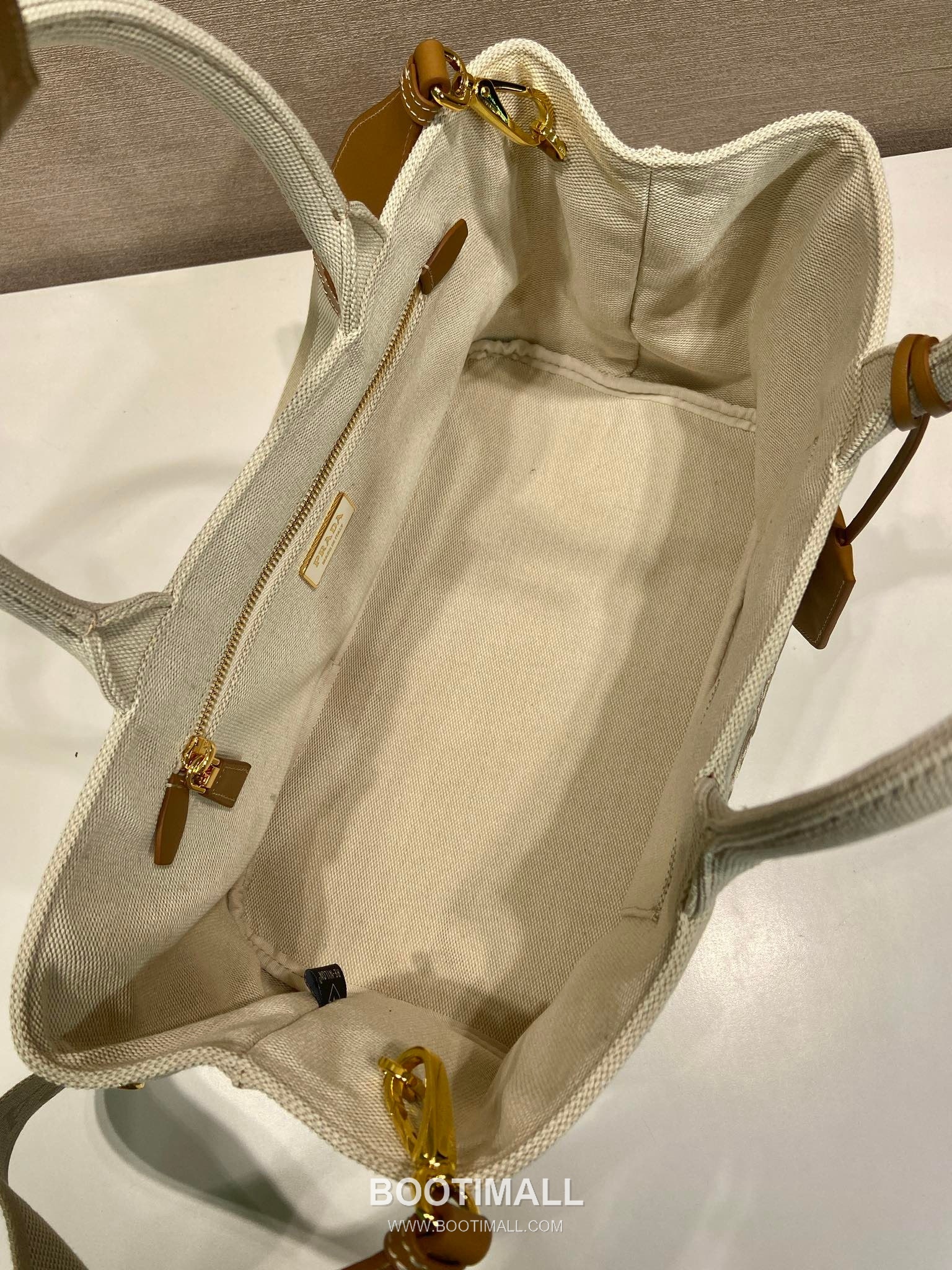 Prada Canvas Tote Bag with Leather Trim and Logo Strap 프라다 캔버스 레더 트림 로고 스트랩 토트백 1BG554 33cm 8