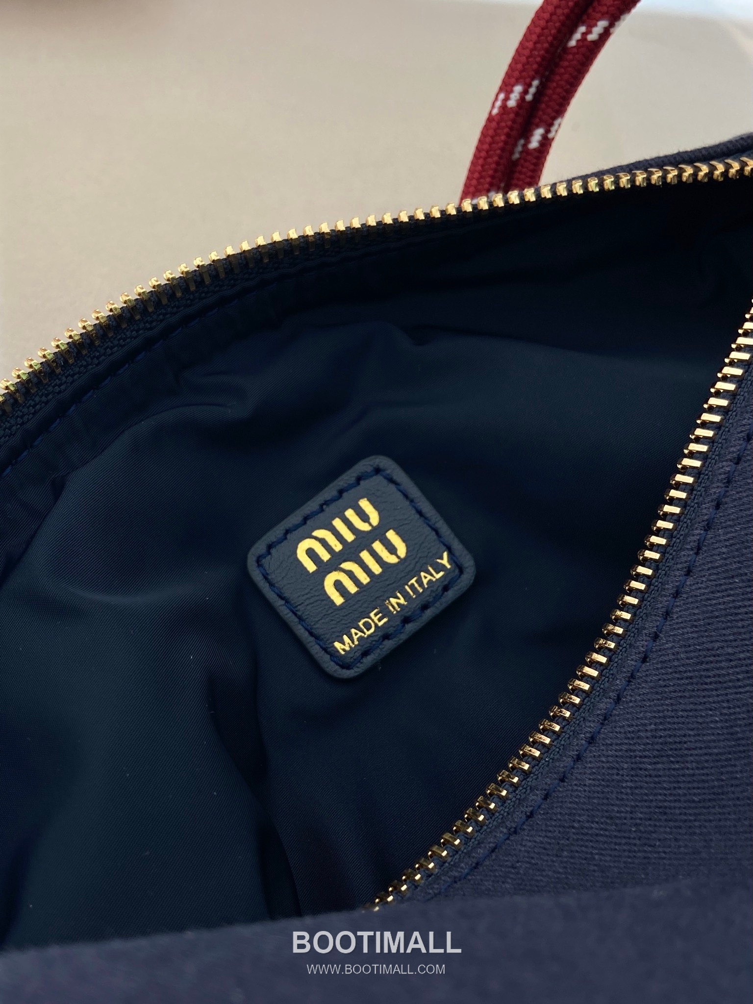Prada Fabric Vanity Case Bag with Embroidered Logo and Wrist Strap 프라다 패브릭 자수 로고 손목 스트랩 바니티 케이스백 5NE841 18.5cm 9