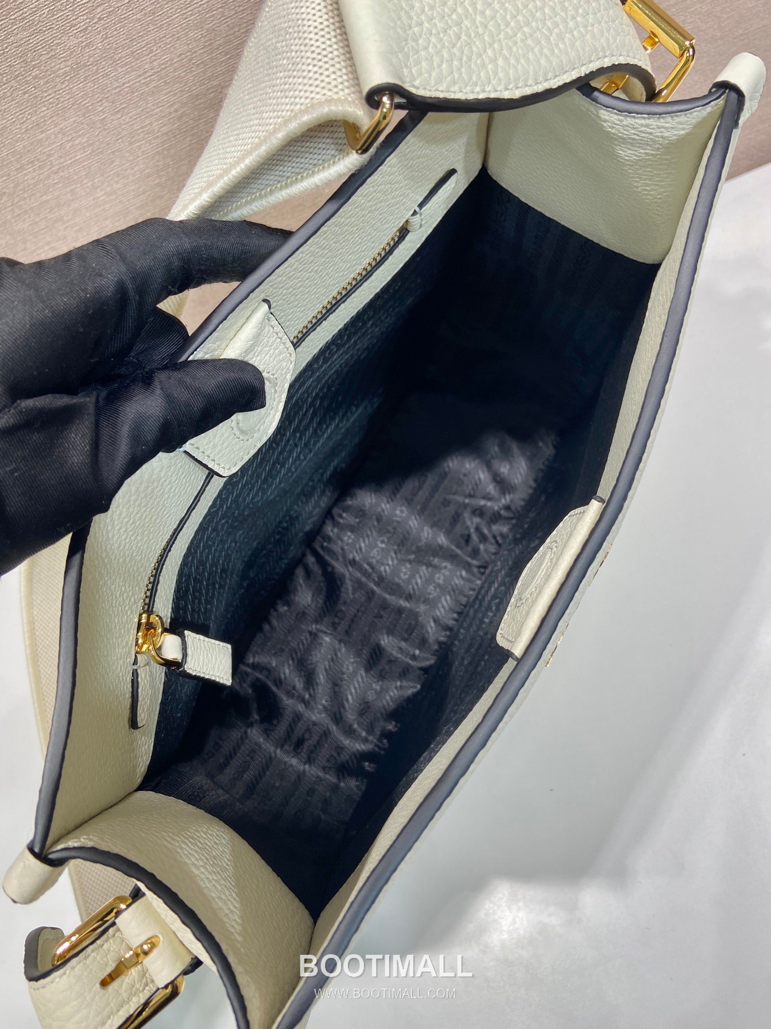 Prada Fabric Tote Bag with Logo Strap and Triangle Logo Detail 프라다 패브릭 로고 스트랩 트라이앵글 로고 토트백 1BC073-1 30cm 8