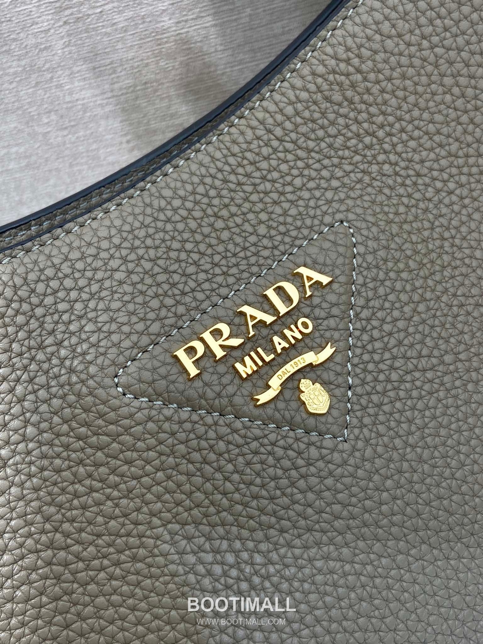 Prada Fabric Tote Bag with Logo Strap and Triangle Logo Detail 프라다 패브릭 로고 스트랩 트라이앵글 로고 토트백 1BC073-1 30cm 7