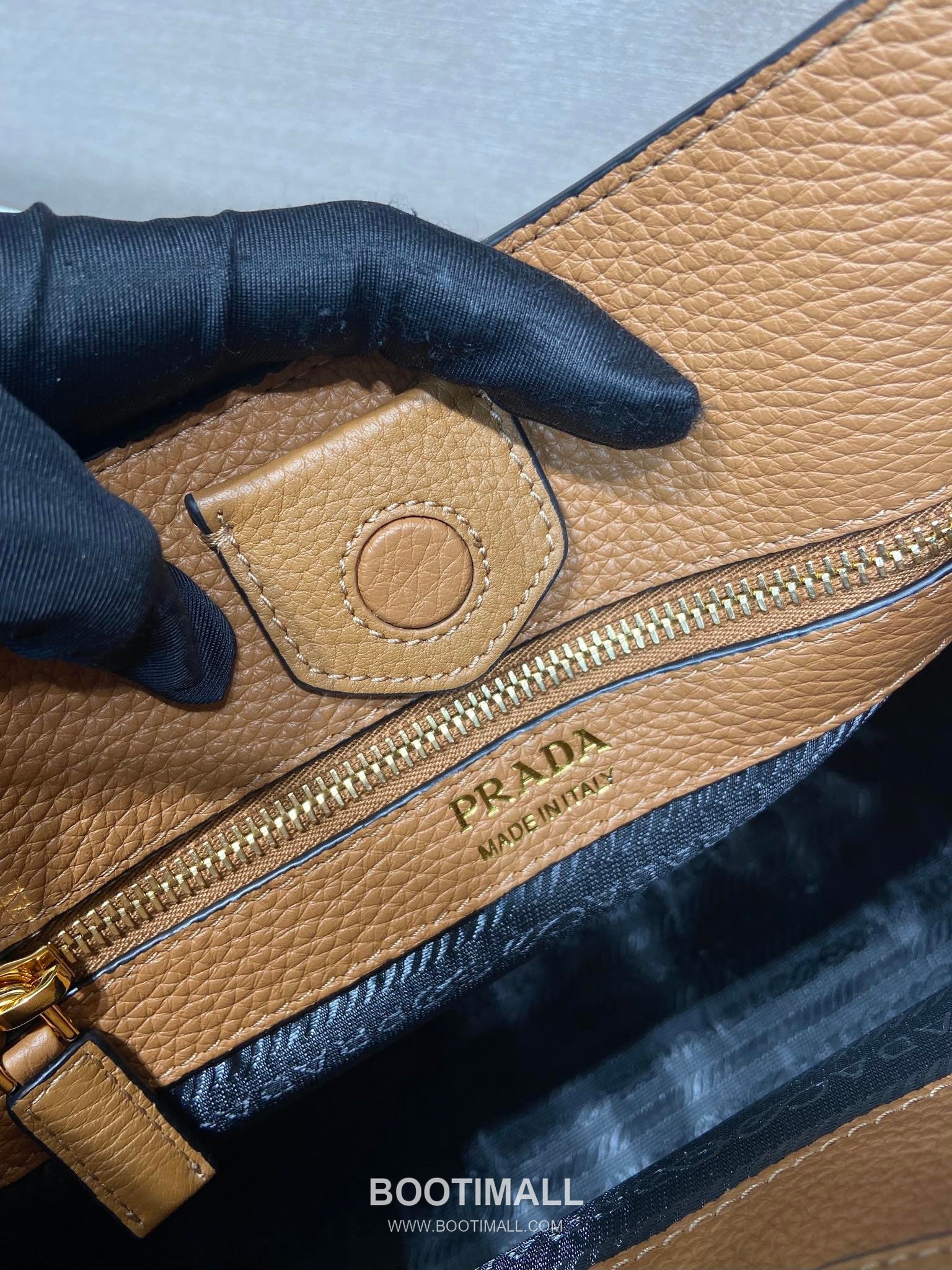 Prada Fabric Tote Bag with Logo Strap and Triangle Logo Detail 프라다 패브릭 로고 스트랩 트라이앵글 로고 토트백 1BC073-1 30cm 9