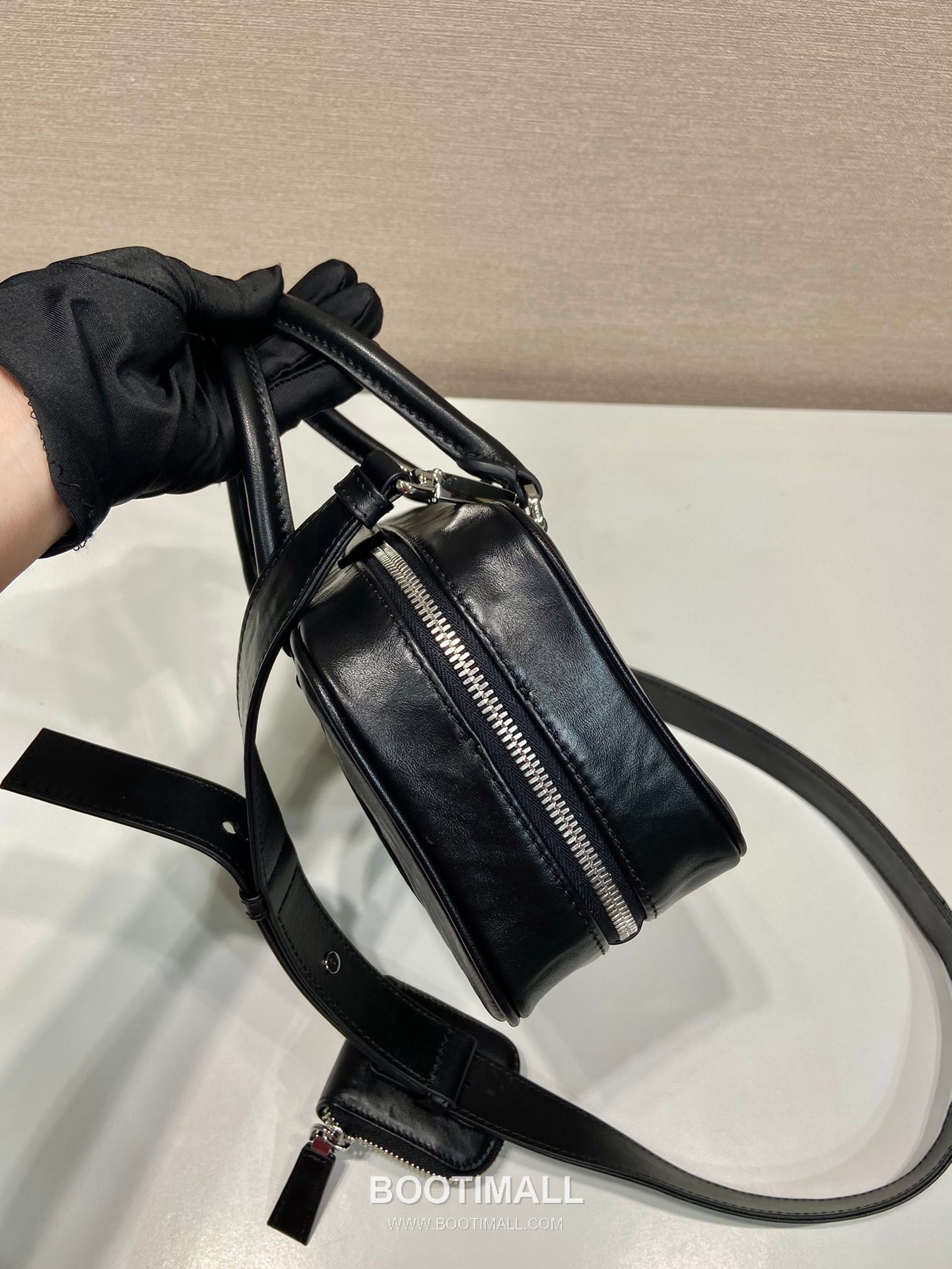 Prada Lambskin Leather Boston Bag with Pleated Detail and Strap 프라다 램스킨 가죽 플리츠 디테일 스트랩 보스턴백 1BB098 24cm 6
