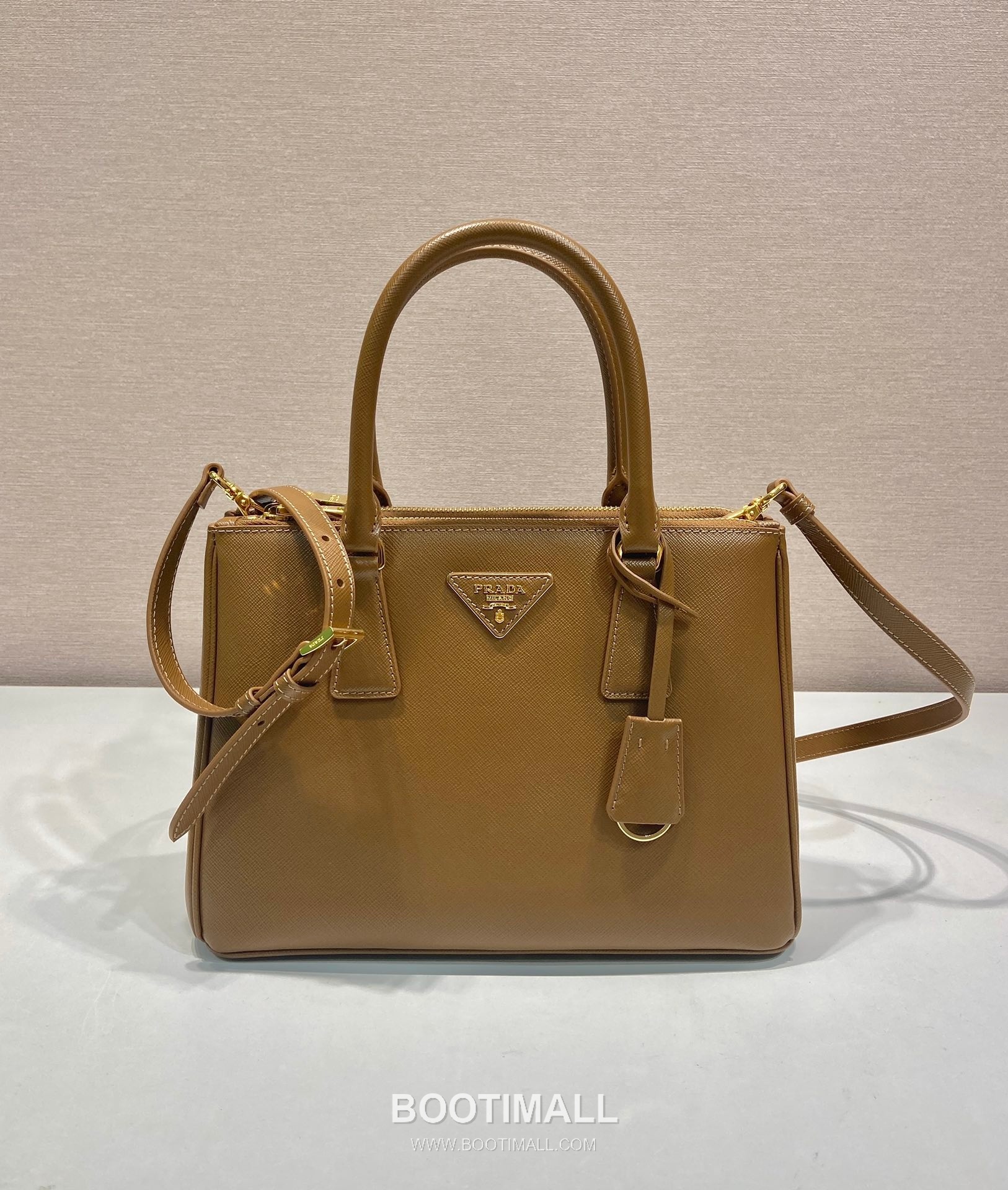 Prada Saffiano Calfskin Leather Galleria Tote Bag with Strap and Multi Pocket 프라다 사피아노 카프스킨 스트랩 멀티 포켓 갤러리아 토트백 1BA863 28cm 2