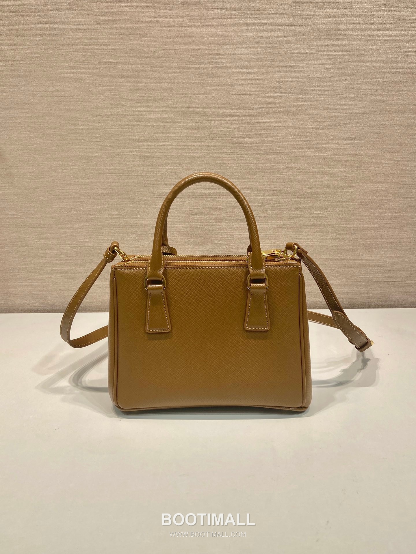 Prada Saffiano Calfskin Leather Galleria Mini Tote Bag with Strap 프라다 사피아노 카프스킨 스트랩 갤러리아 미니 토트백 1BA906 20cm 5