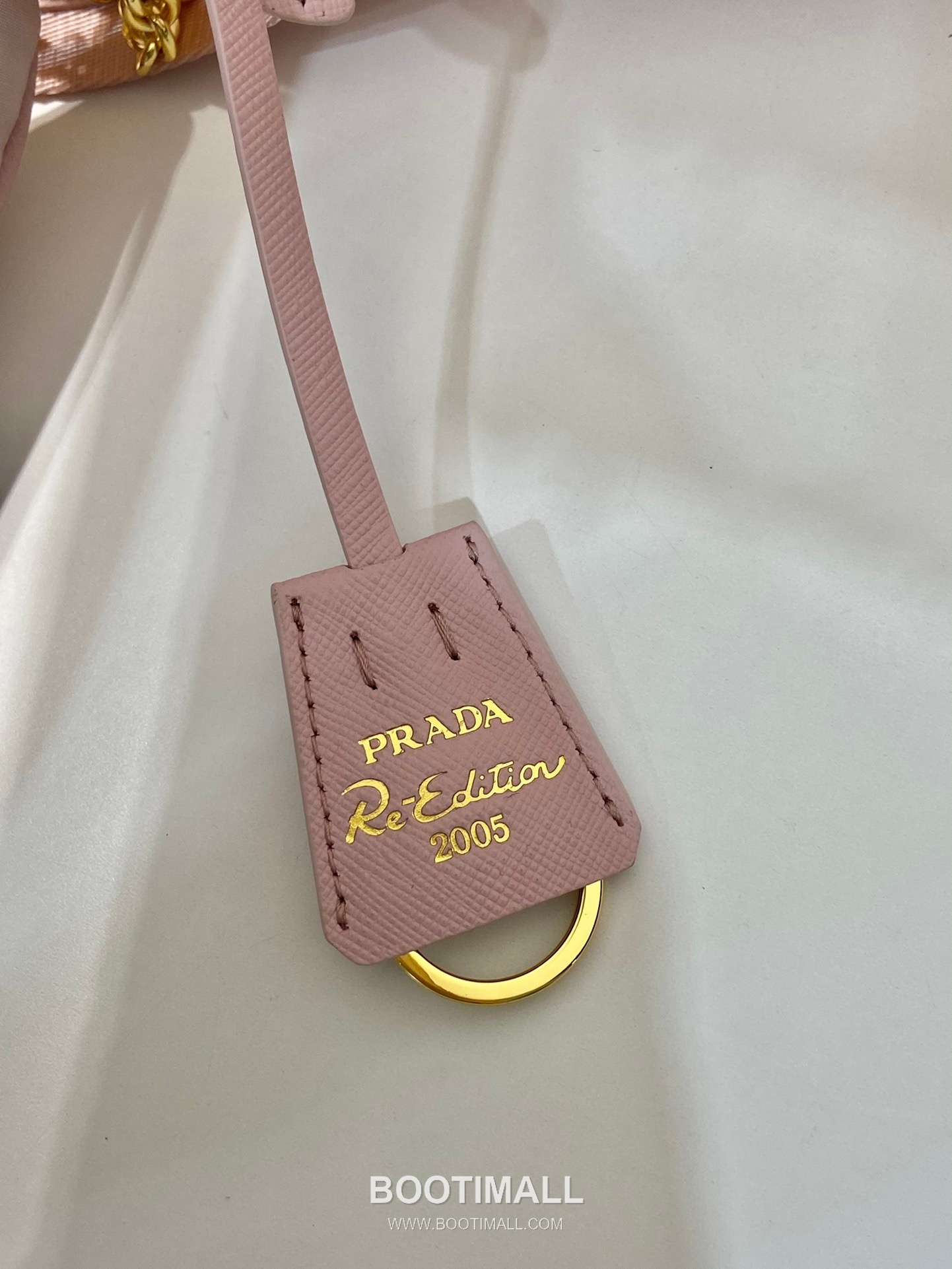 Prada Nylon Chain Strap Hobo Bag with Logo Detail 프라다 나일론 체인 스트랩 호보백 1BH204 22cm 7