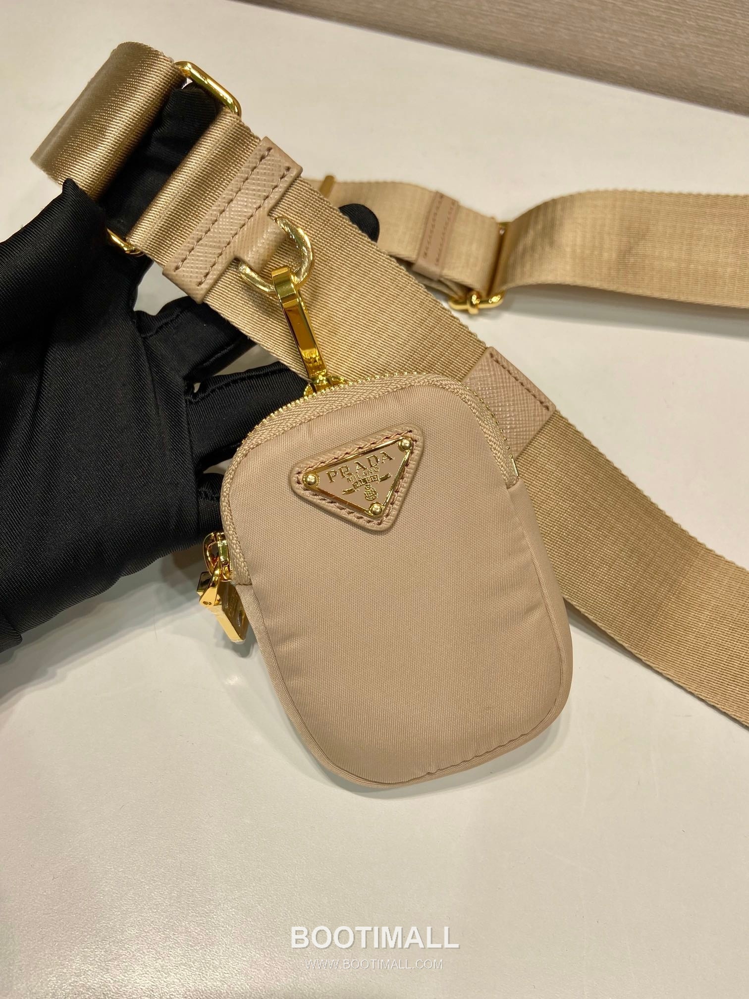 Prada Nylon Chain Strap Hobo Bag with Logo Detail 프라다 나일론 체인 스트랩 호보백 1BH204 22cm 6