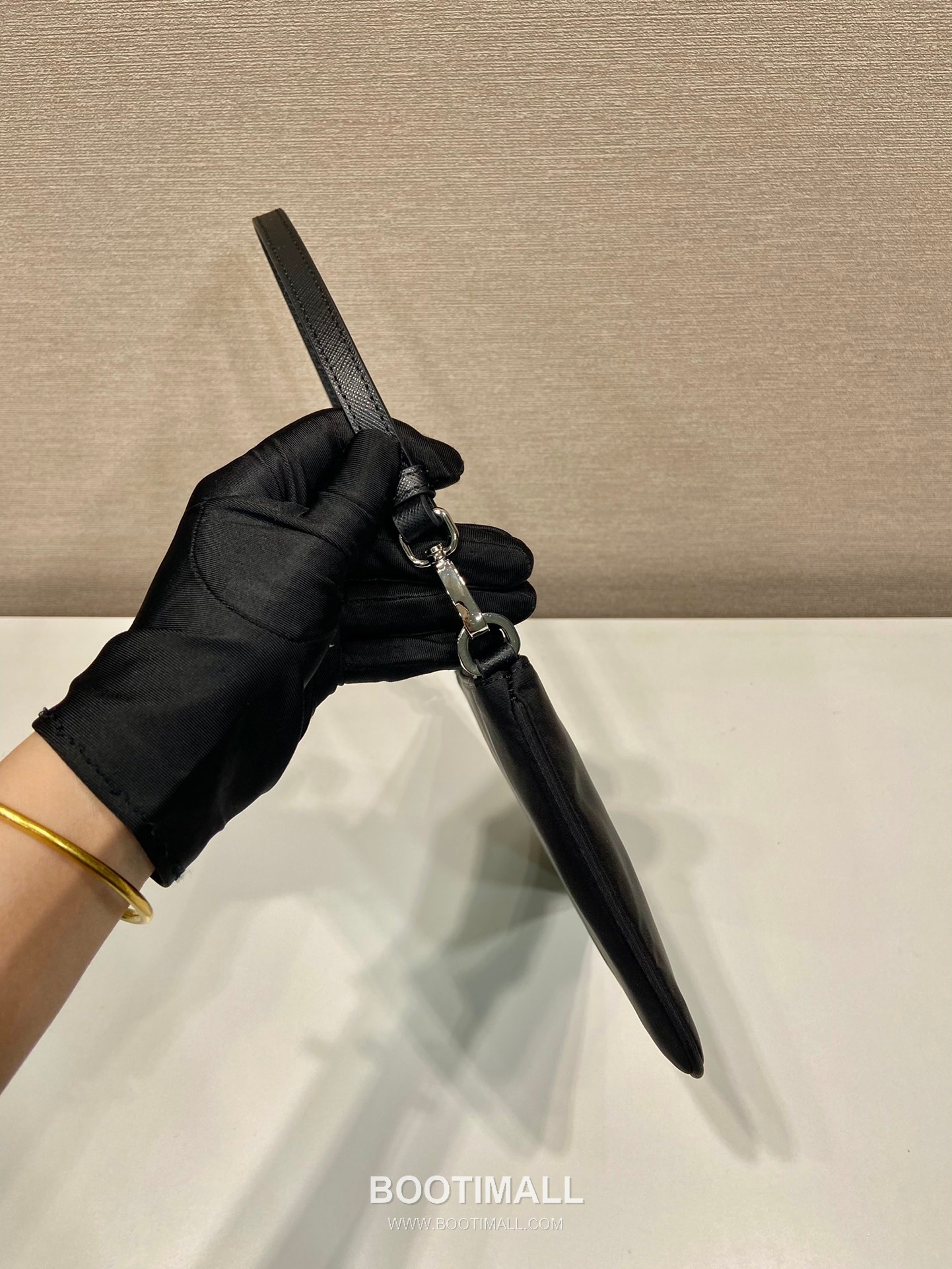 Prada Nylon Crossgrain Leather Handle Hobo Bag with Triangle Logo 프라다 나일론 크로스그레인 핸들 호보백 1NI545 24cm 6