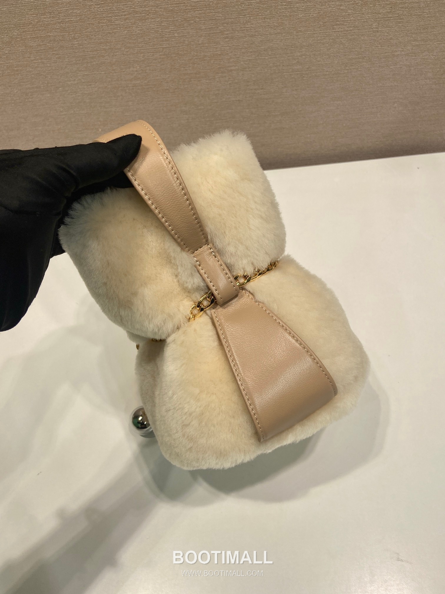 Prada Wool Calfskin Bucket Bag with Enamel Triangle Logo and Drawstring Closure 프라다 울 카프스킨 삼각로고 드로우스트링 버킷백 1BE088 14cm 6