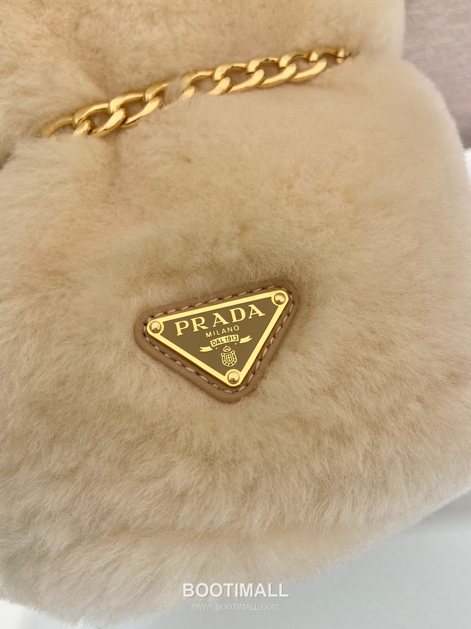 Prada Wool Calfskin Bucket Bag with Enamel Triangle Logo and Drawstring Closure 프라다 울 카프스킨 삼각로고 드로우스트링 버킷백 1BE088 14cm 8