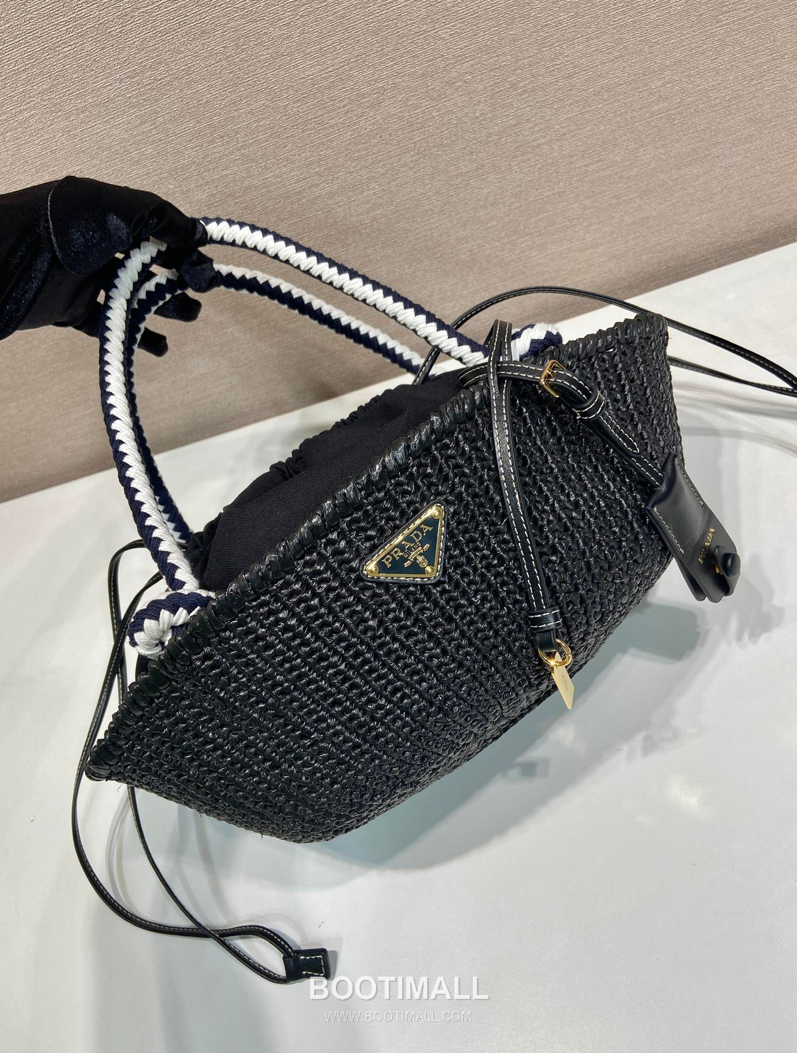 Prada Crochet Knit Basket Tote Bag with Enamel Triangle Logo and Drawstring Pouch 프라다 크로쉐 니트 삼각로고 바스켓 토트백 1BA463 25cm 3