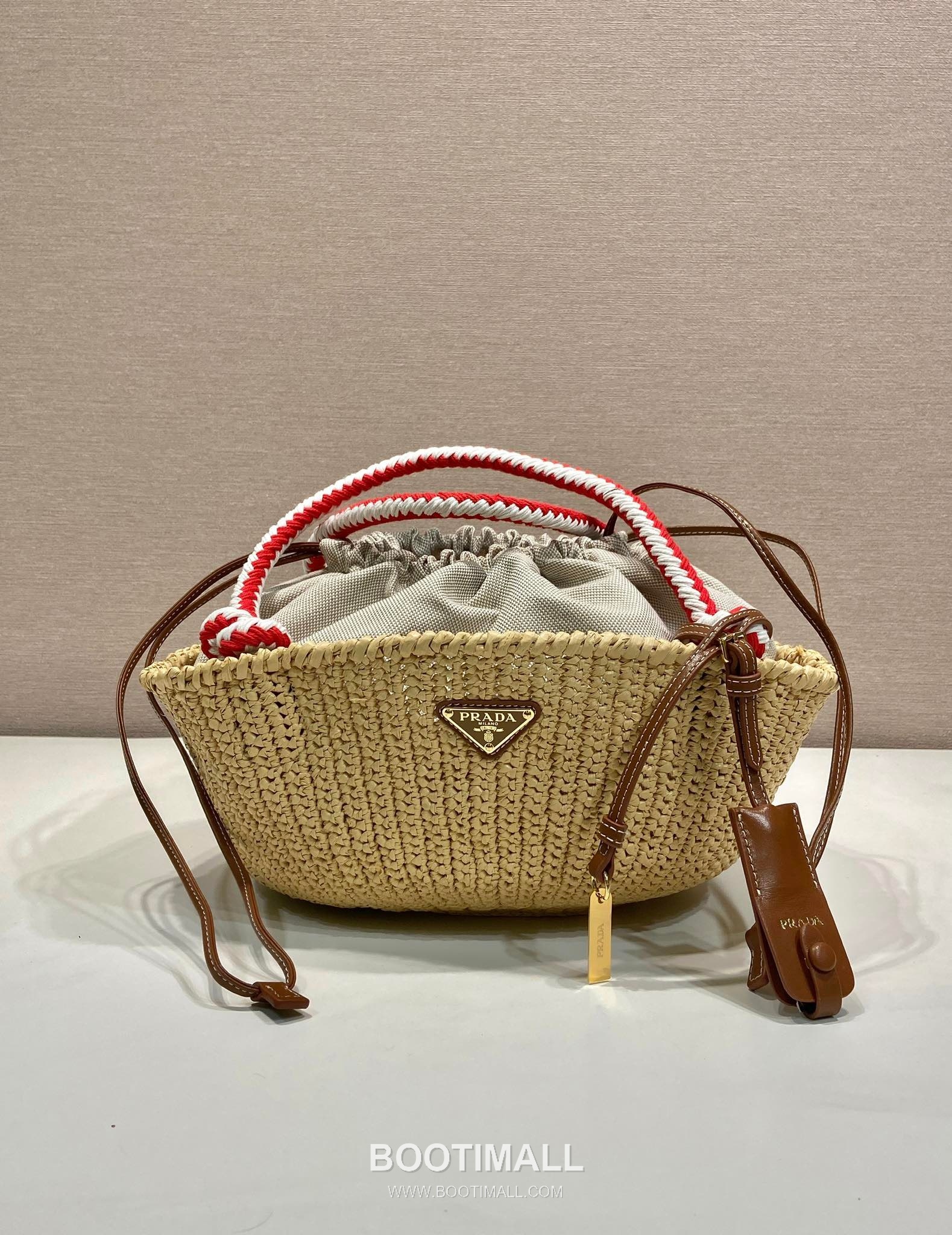 Prada Crochet Knit Basket Tote Bag with Enamel Triangle Logo and Drawstring Pouch 프라다 크로쉐 니트 삼각로고 바스켓 토트백 1BA463 25cm 3