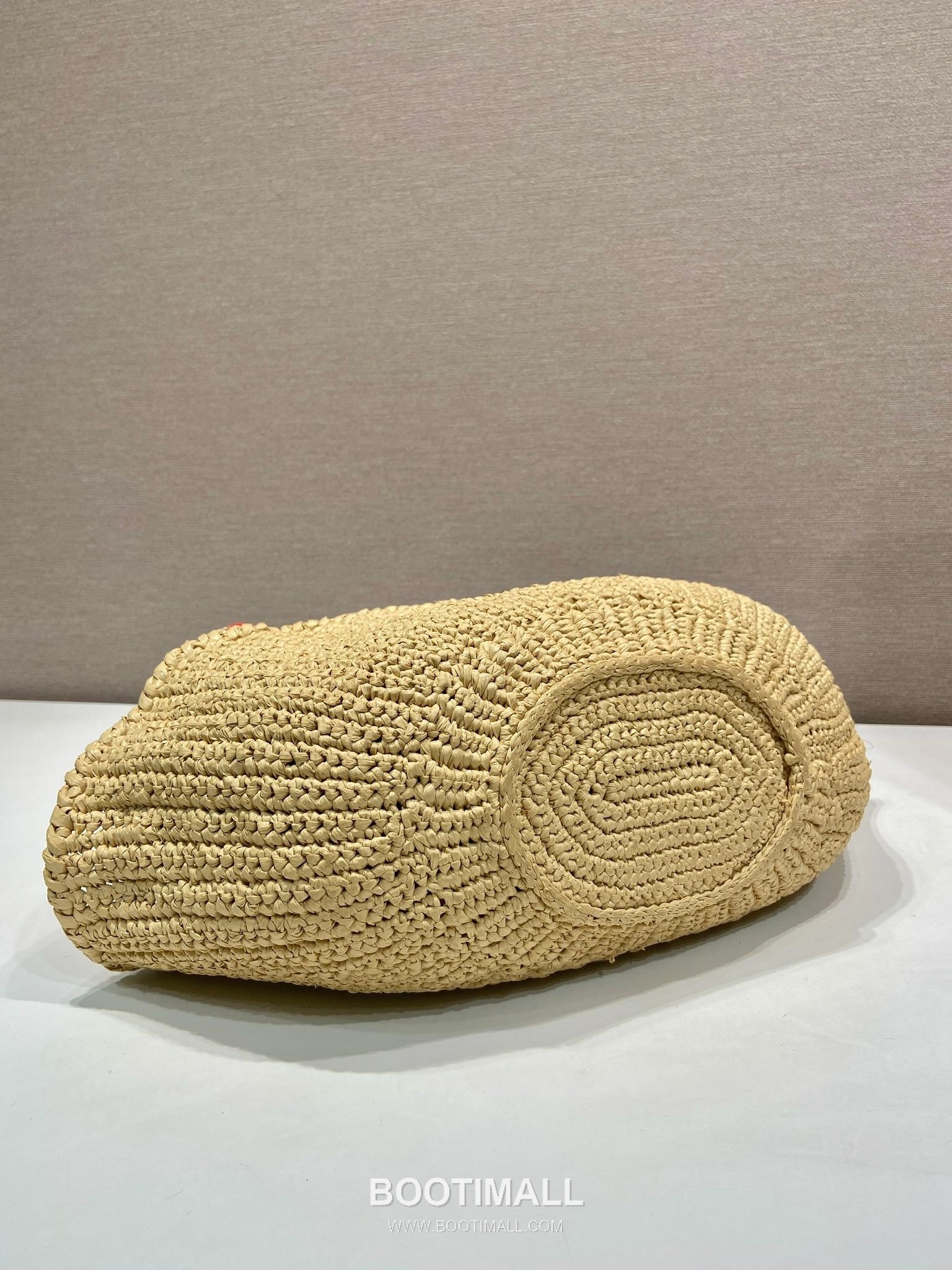 Prada Crochet Knit Basket Tote Bag with Enamel Triangle Logo and Drawstring Pouch 프라다 크로쉐 니트 삼각로고 바스켓 토트백 1BA463 25cm 6