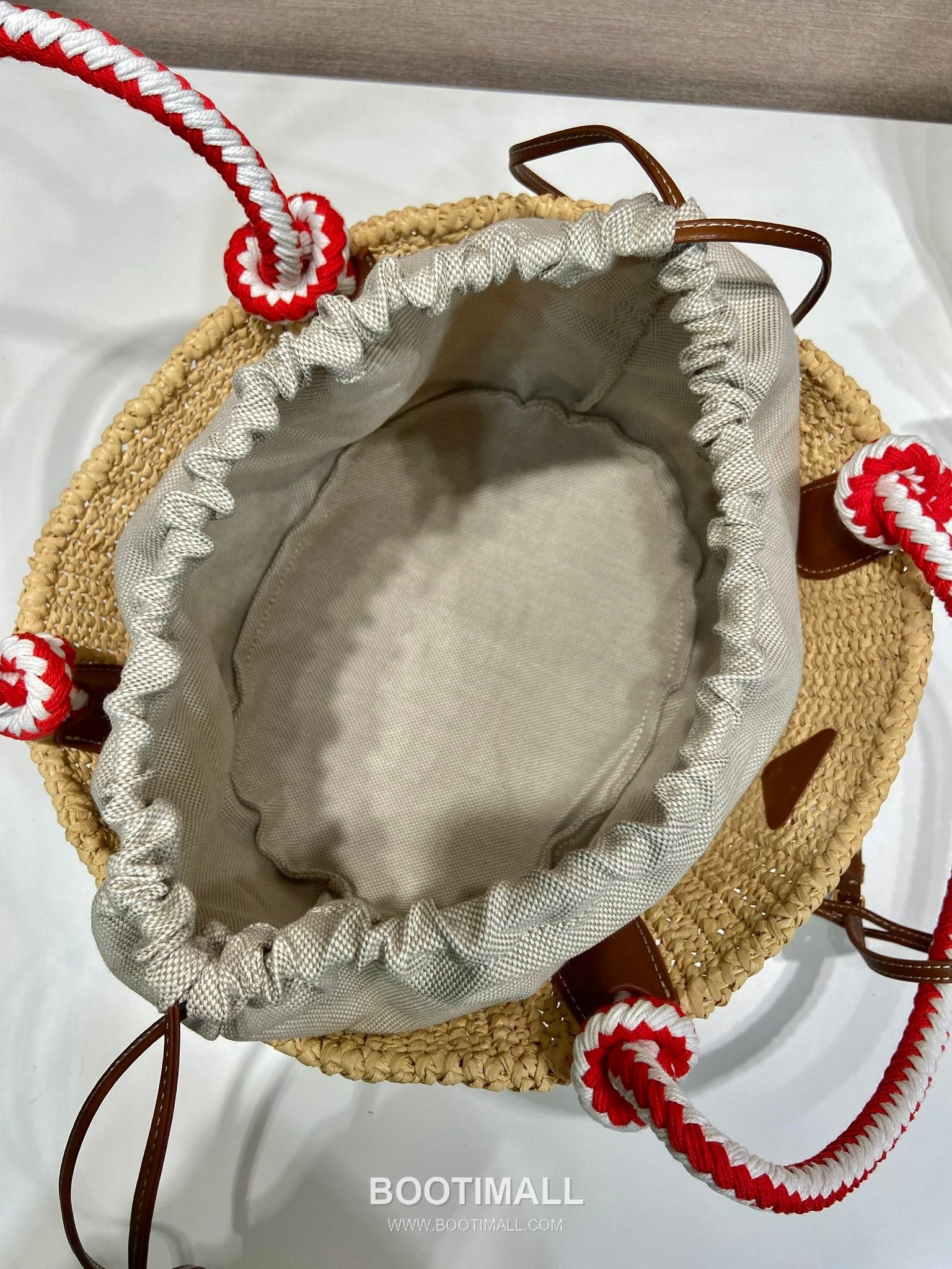 Prada Crochet Knit Basket Tote Bag with Enamel Triangle Logo and Drawstring Pouch 프라다 크로쉐 니트 삼각로고 바스켓 토트백 1BA463 25cm 8