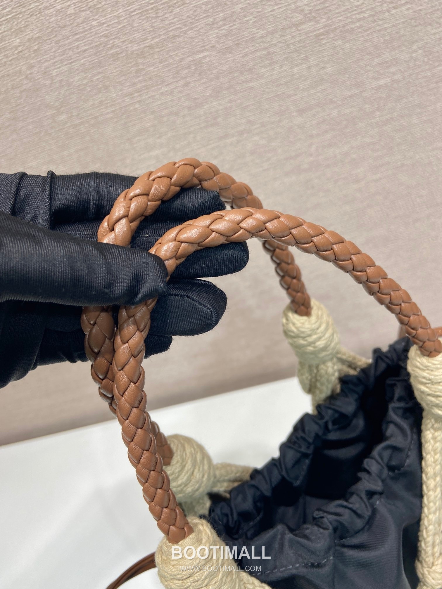 Prada Macramé Nylon Woven Tote Bag with Leather Handle and Drawstring Pouch 프라다 마크라메 나일론 우븐 레더 핸들 토트백 1BC111 30cm 7